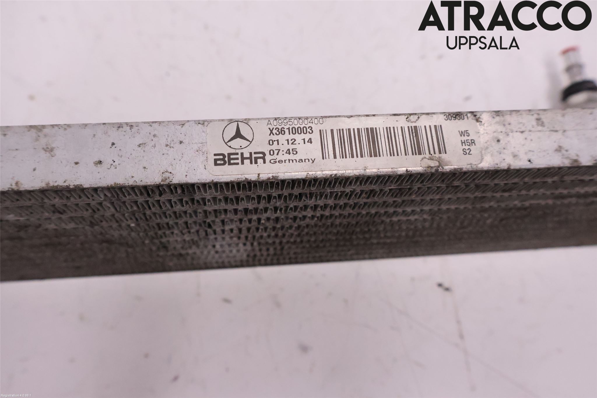 Mercedes-Benz MB E-KLASS (W212) 09-16 Oljekylare Automat