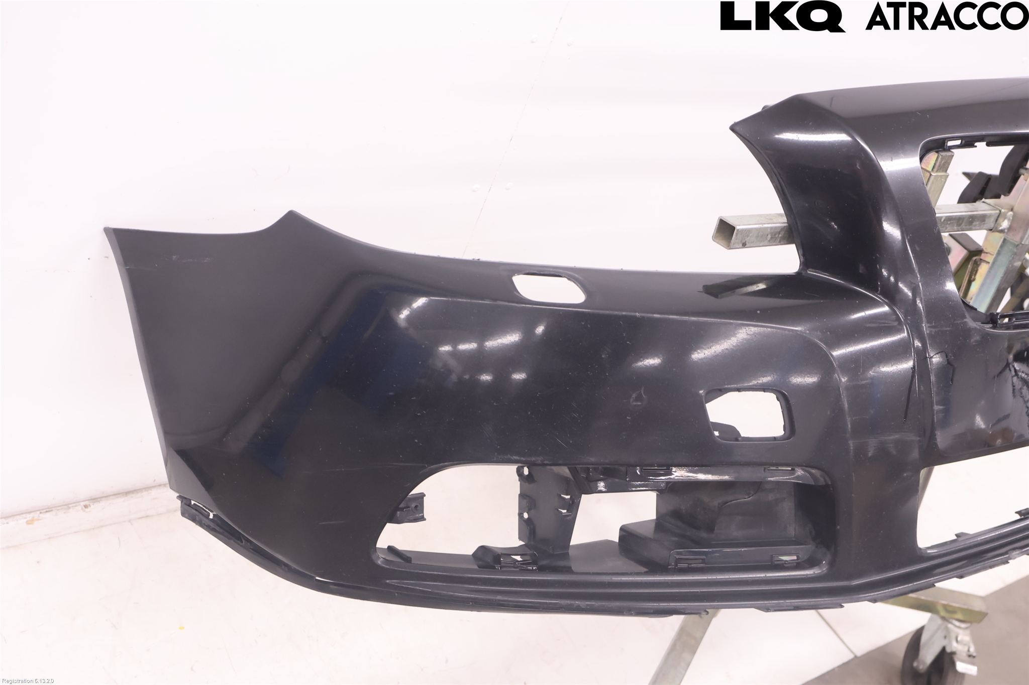 Volvo V70 08-13 Stötfångarbeklädnad Fram