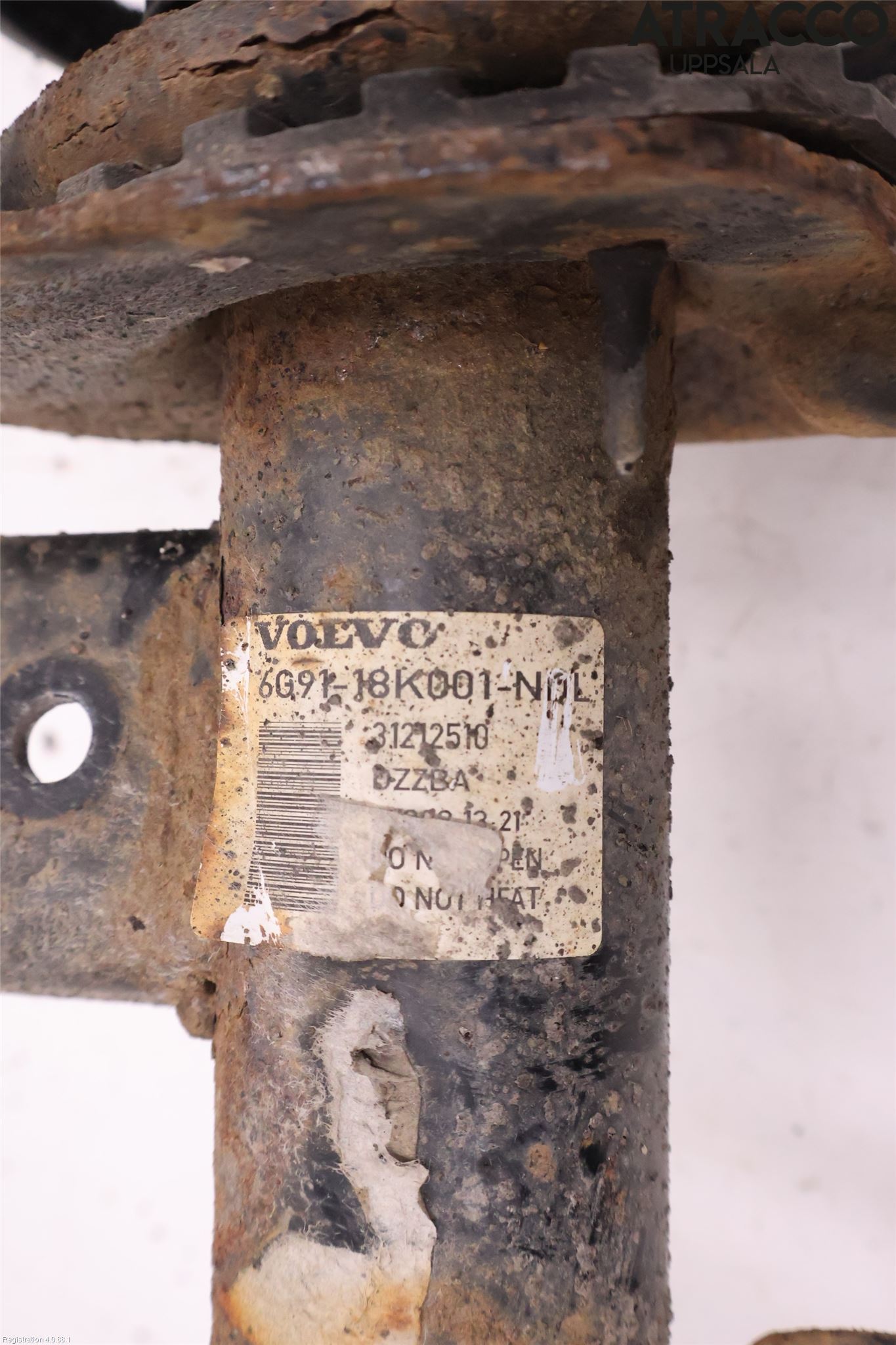 Volvo V70 08-13 Fjäderben Fram Vänster