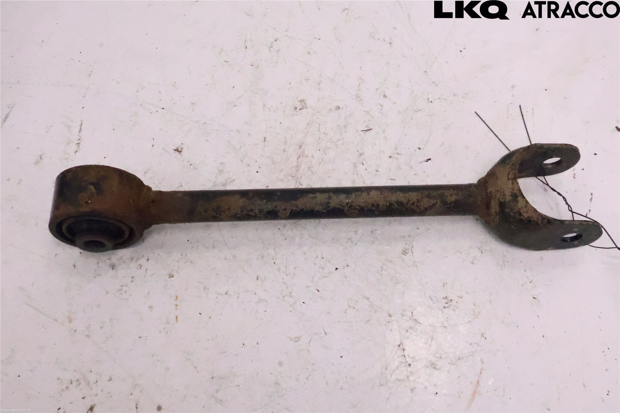 Toyota C-HR 16-23 Bärarm Bak Höger