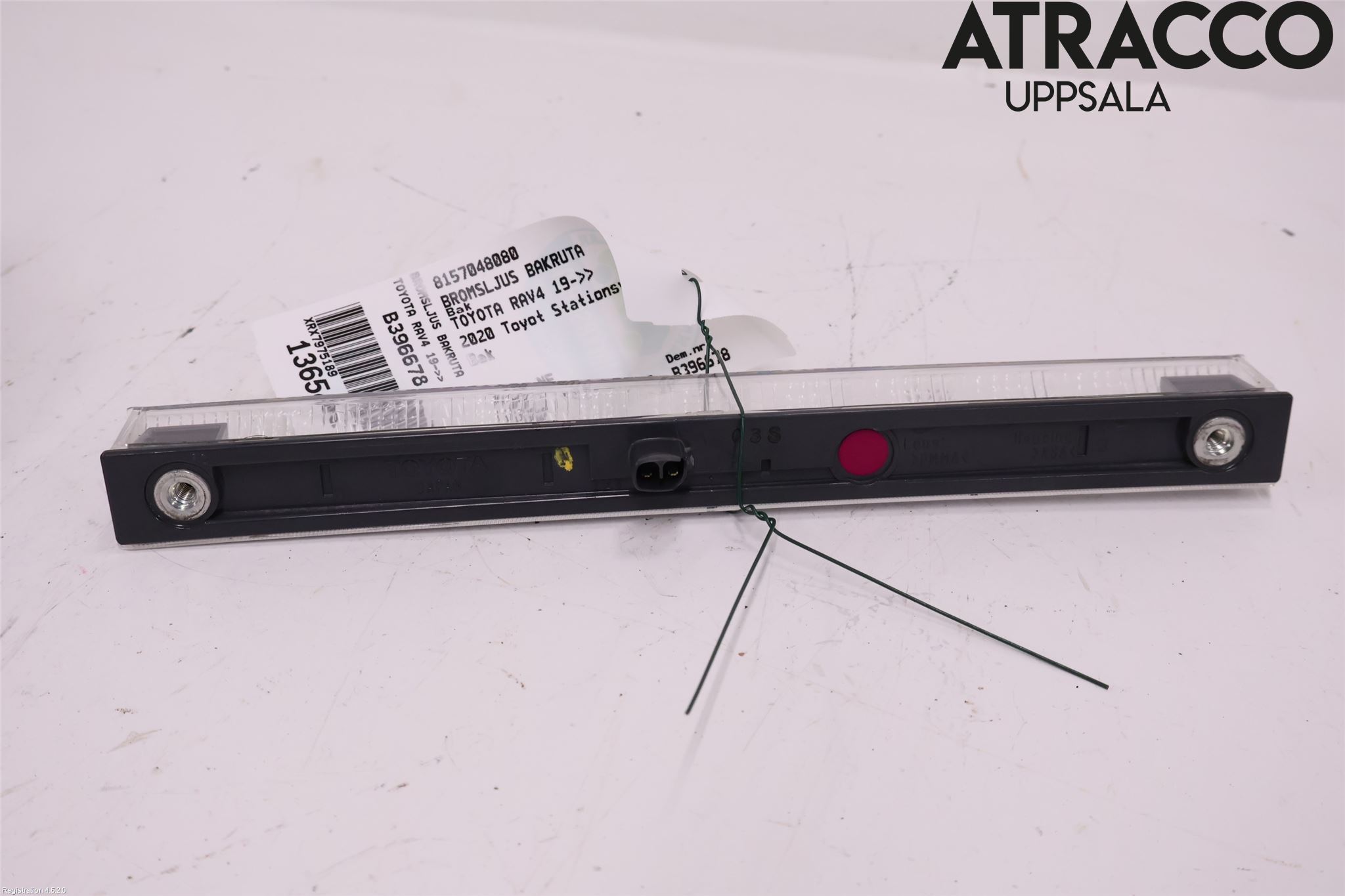 Toyota RAV4 19- Bromsljus Bakruta