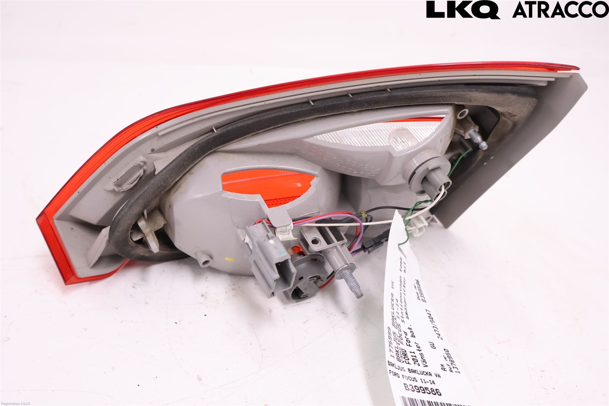 Ford FOCUS 11-14 Bakljus Lucka Vä