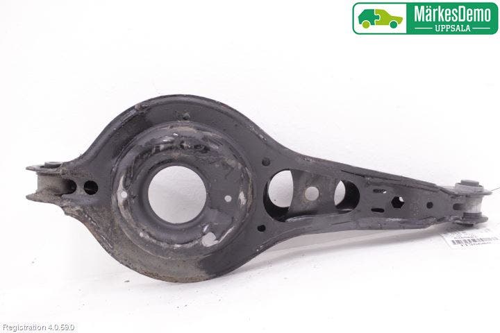 Volvo V40 12-19 Bärarm Bak Vä-Hö