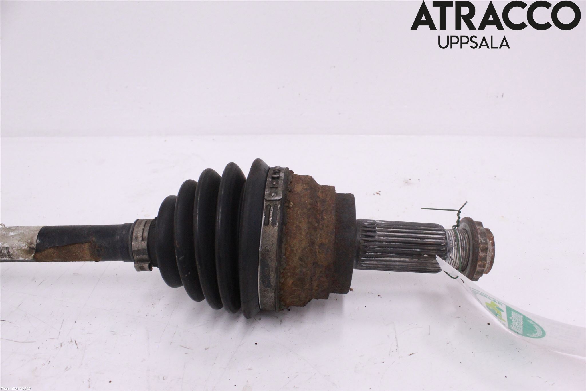 BMW X6 E71/E72   08-14 Drivaxel Fram Vänster