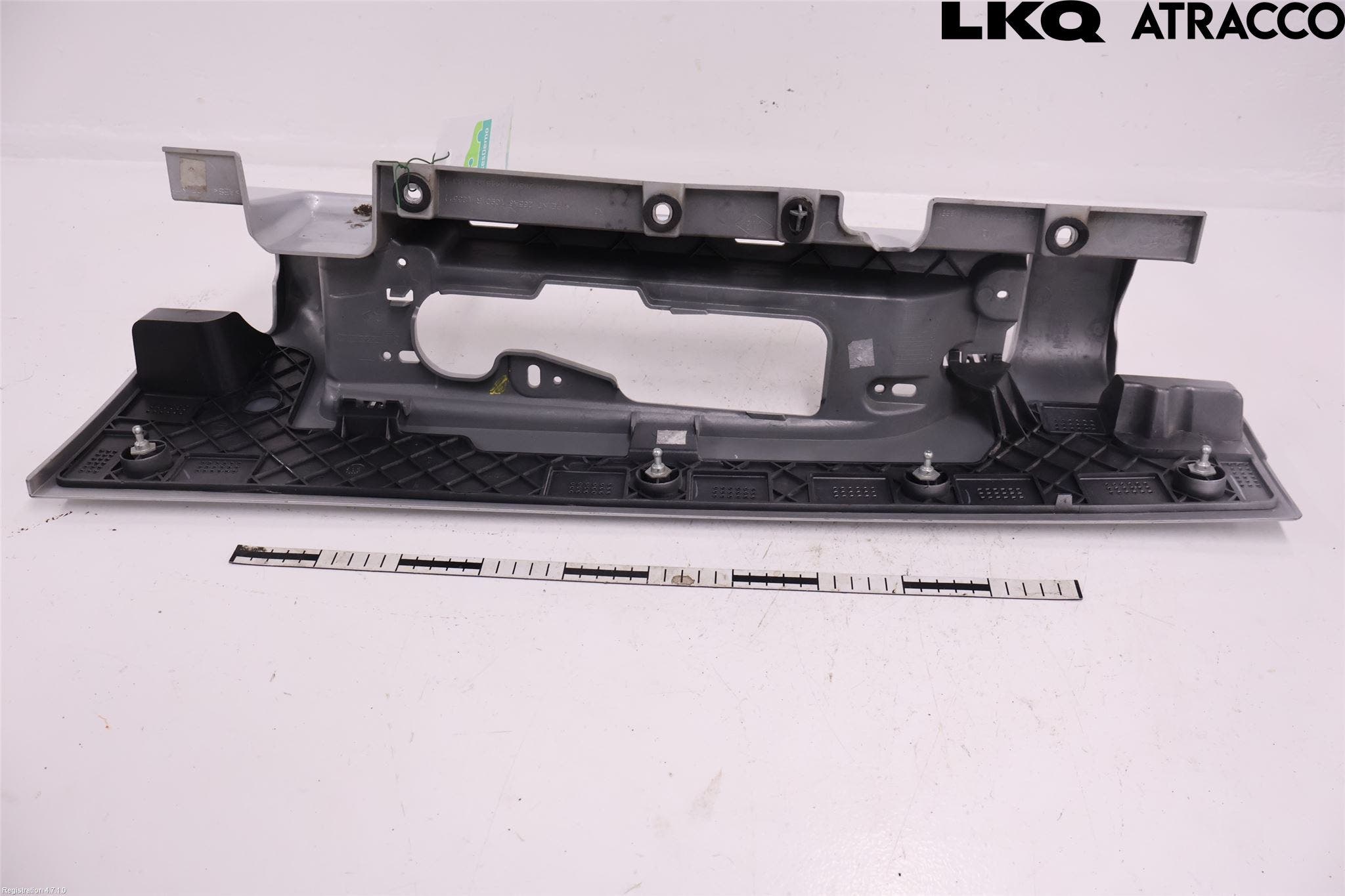 Opel VIVARO 15-19 Bakljussarg