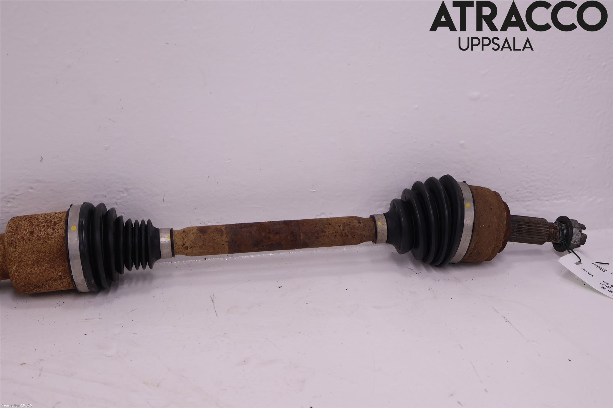 Nissan NV250 20-22 Drivaxel Fram Höger