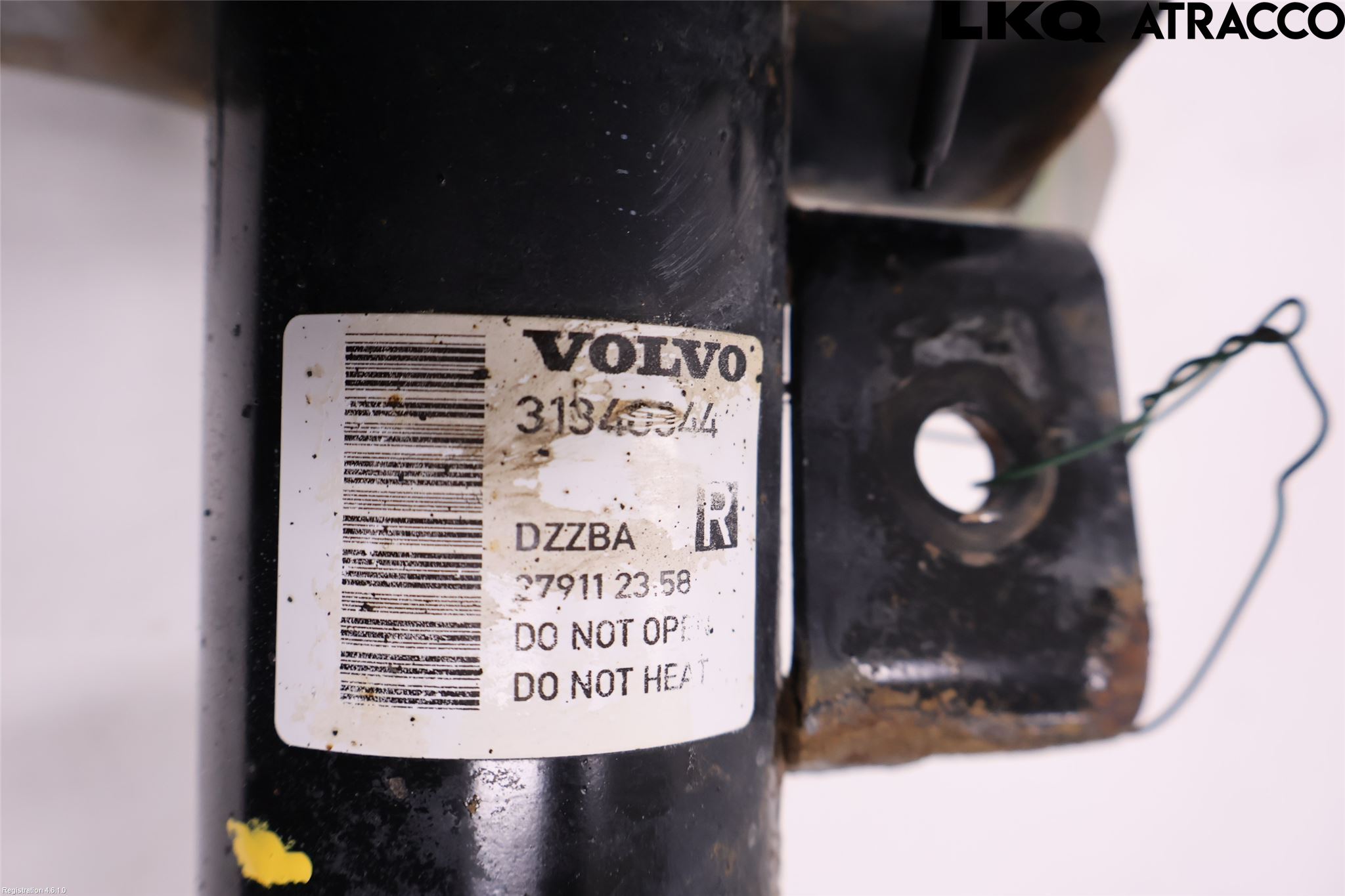 Volvo V70 08-13 Fjäderben Fram Höger