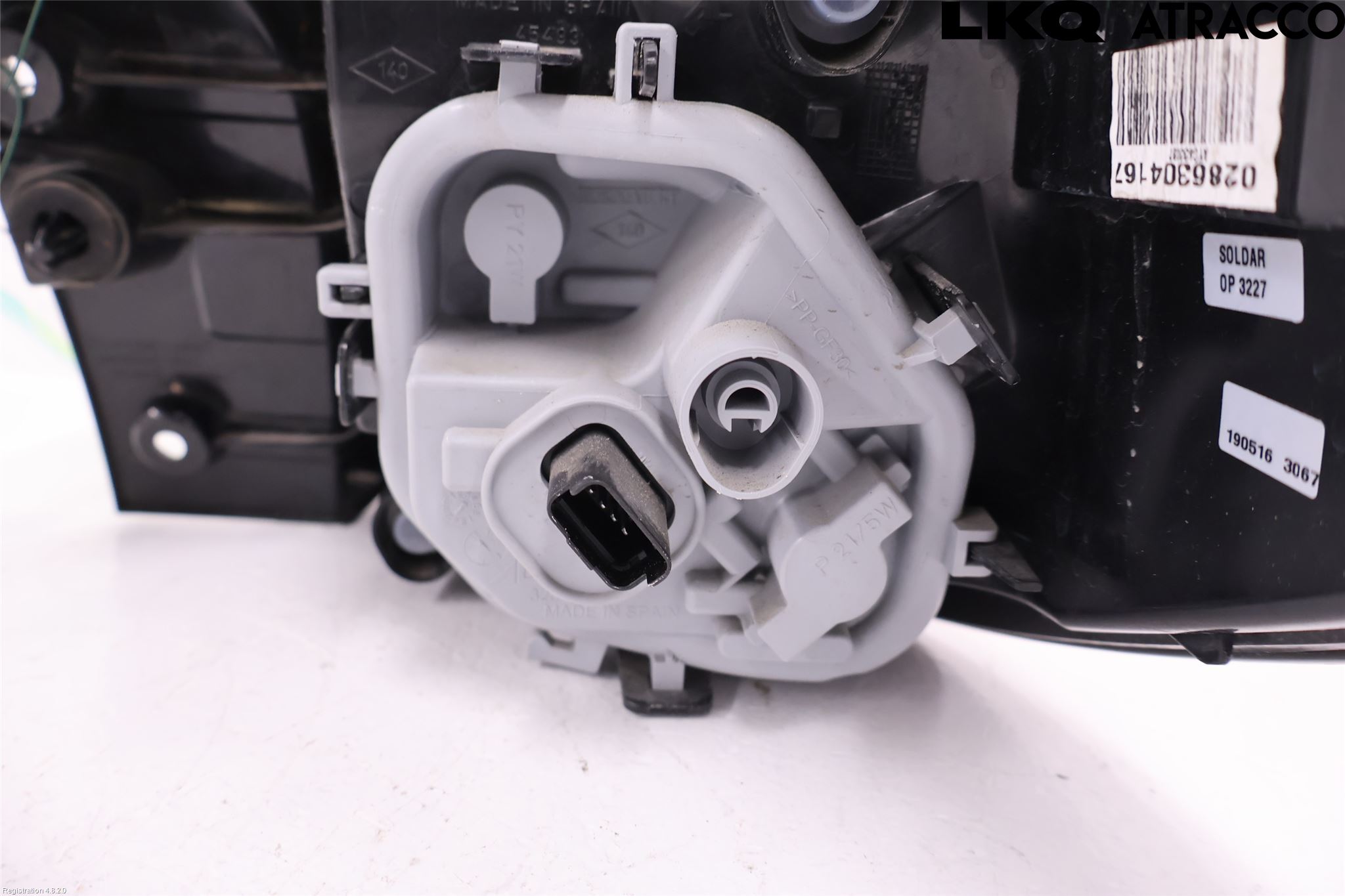 Renault CAPTUR 13-19 Bakljus Vänster