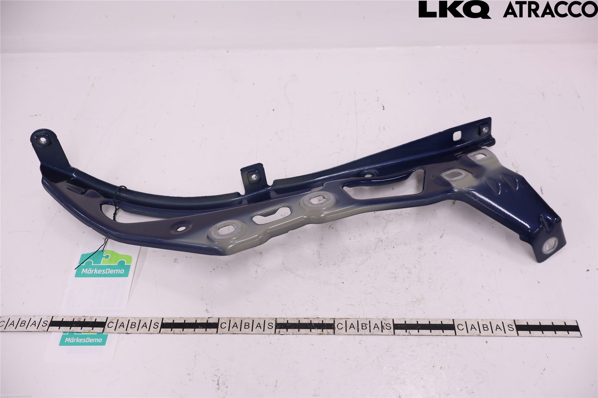 BMW 2 U06 Active Tourer 22- Skärmfäste Fram Vä