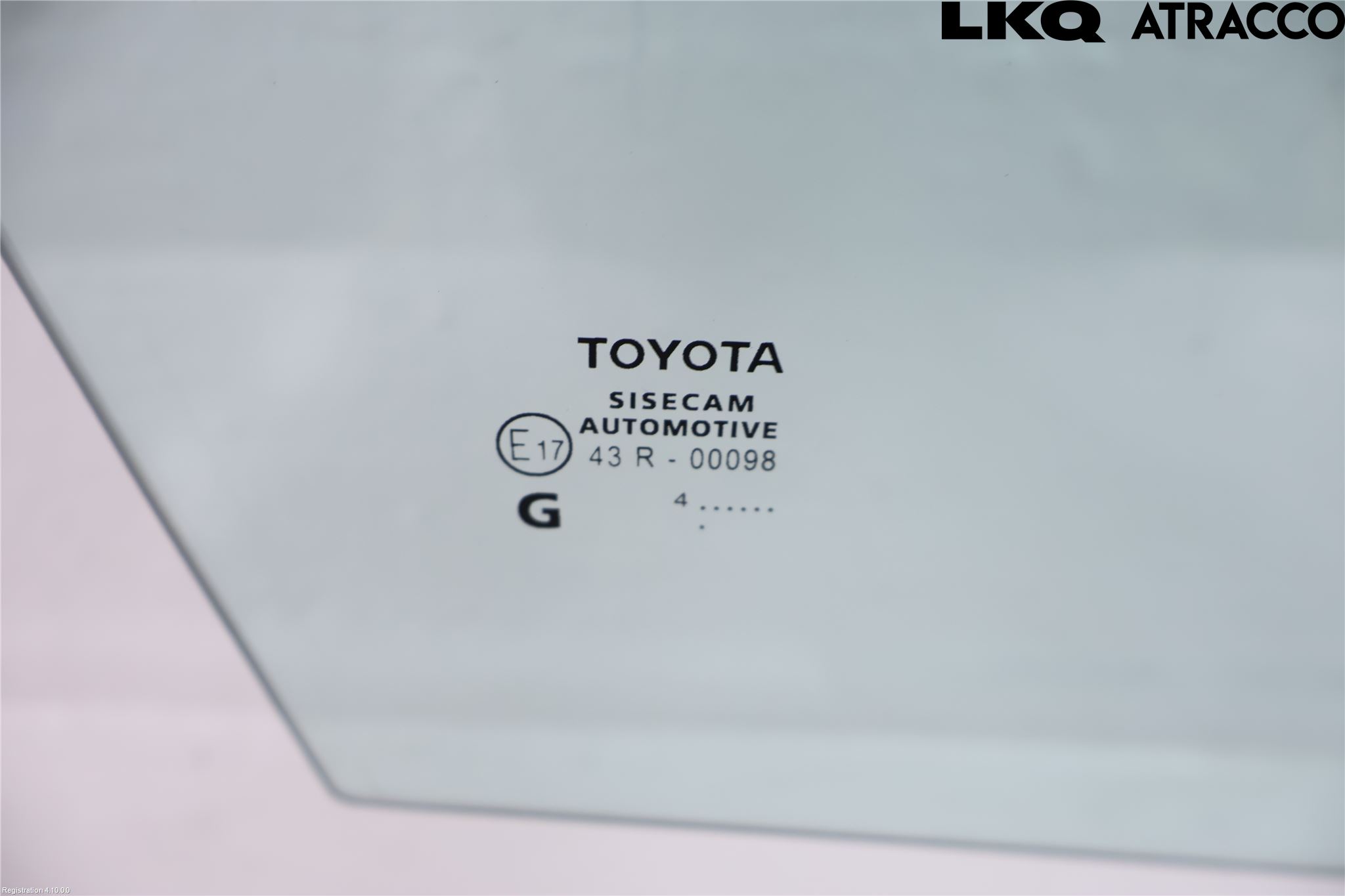 Toyota C-HR 24- Dörruta Fram Höger