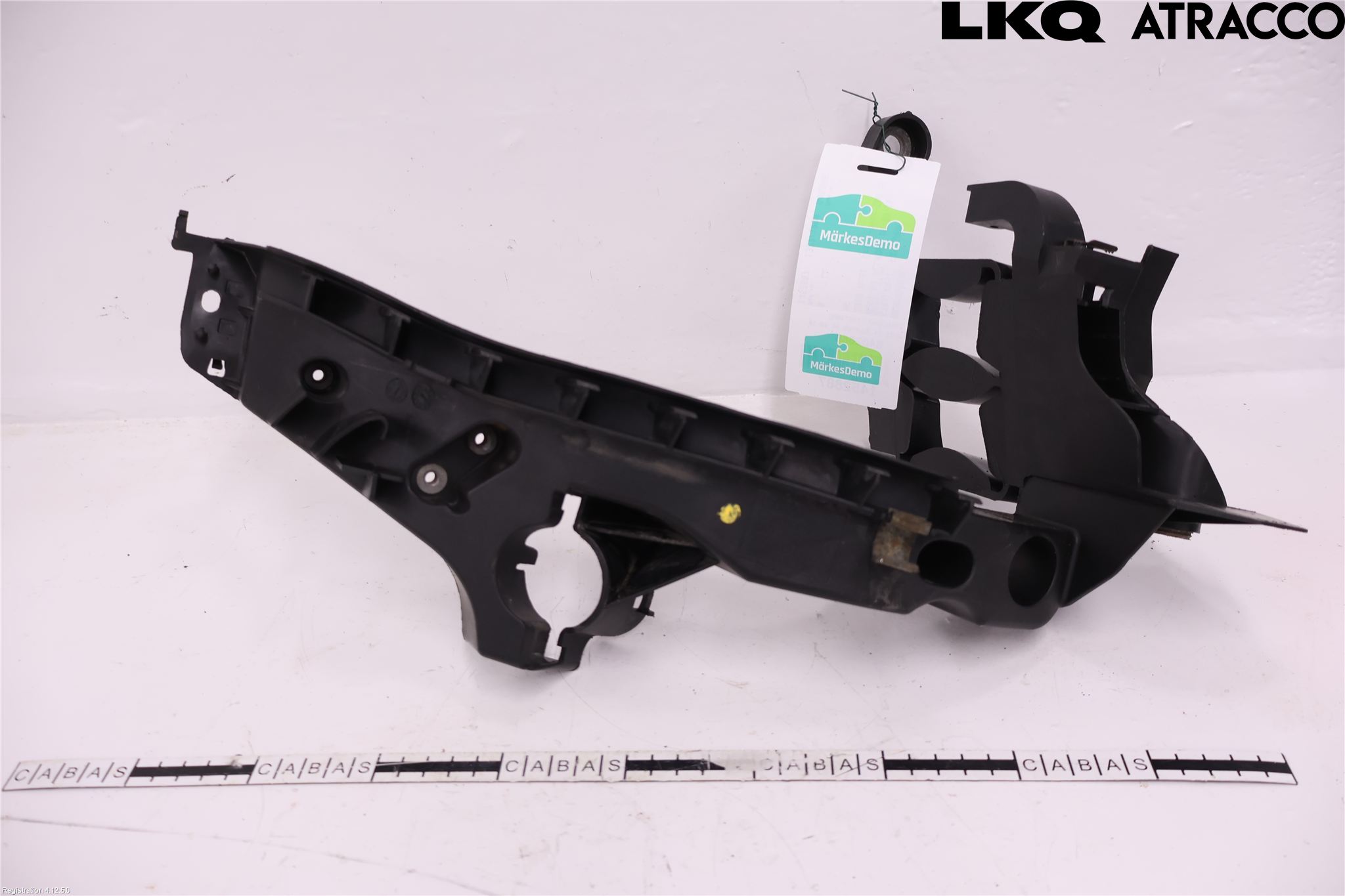 Audi A4 ALLROAD 09-16 Strålkast Fästsarg