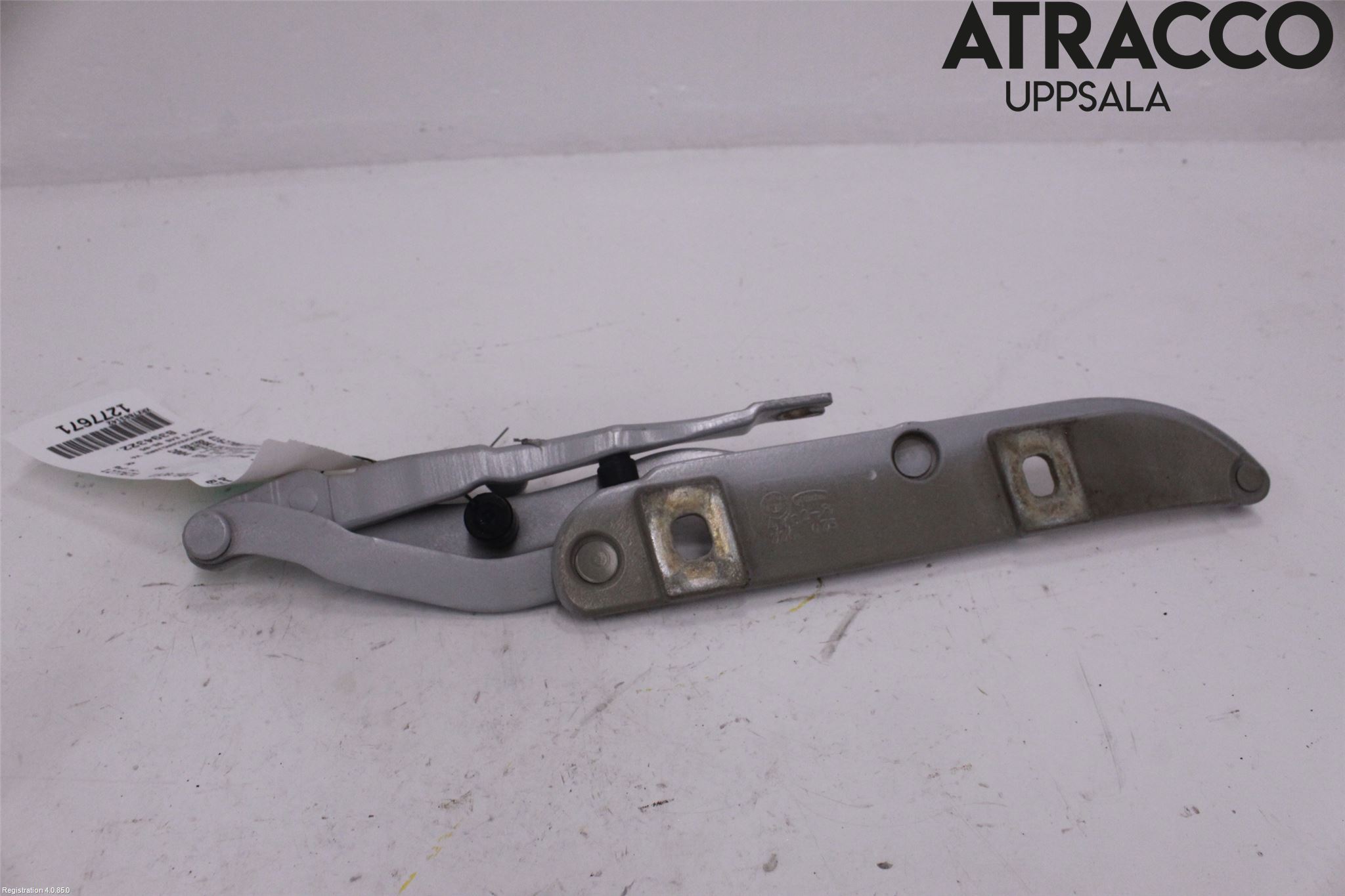 BMW 3 E46      98-05 Bakluckegångjärn Vä