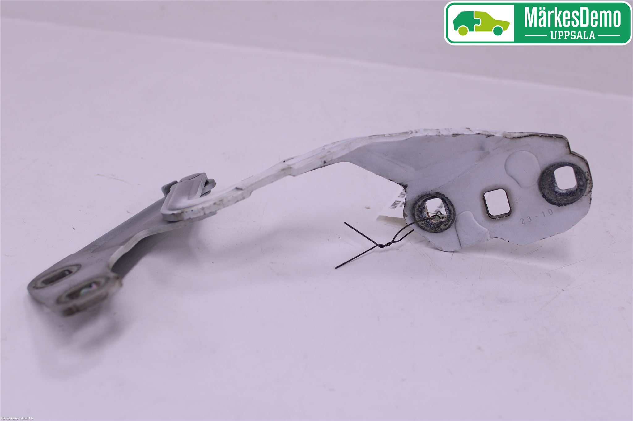 Ford MONDEO 07-15 Huvgångjärn