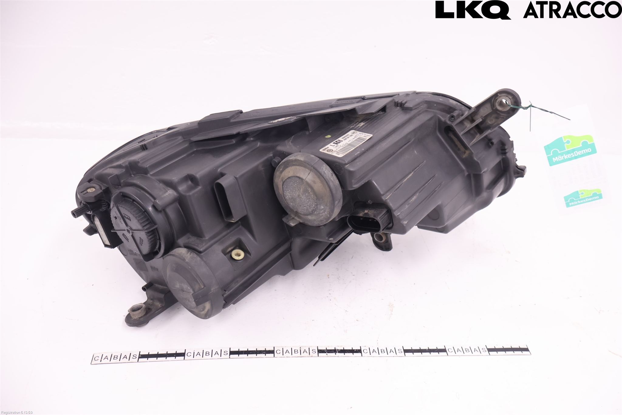 Volkswagen VW PASSAT 11-14 Strålkastare Vänster