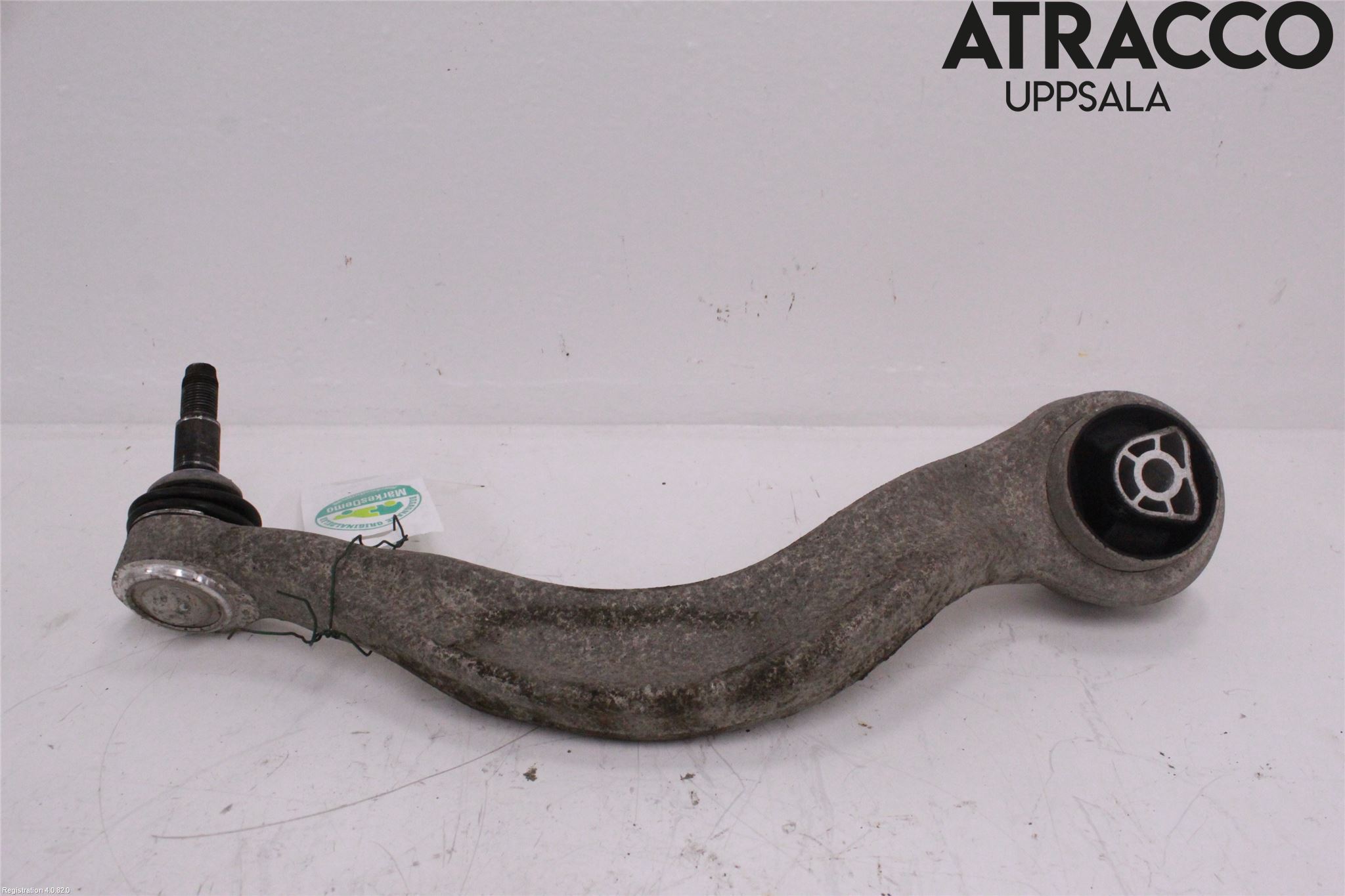 BMW 5 G30/G31/F90 17-23 Bärarm Fram Undre Hö
