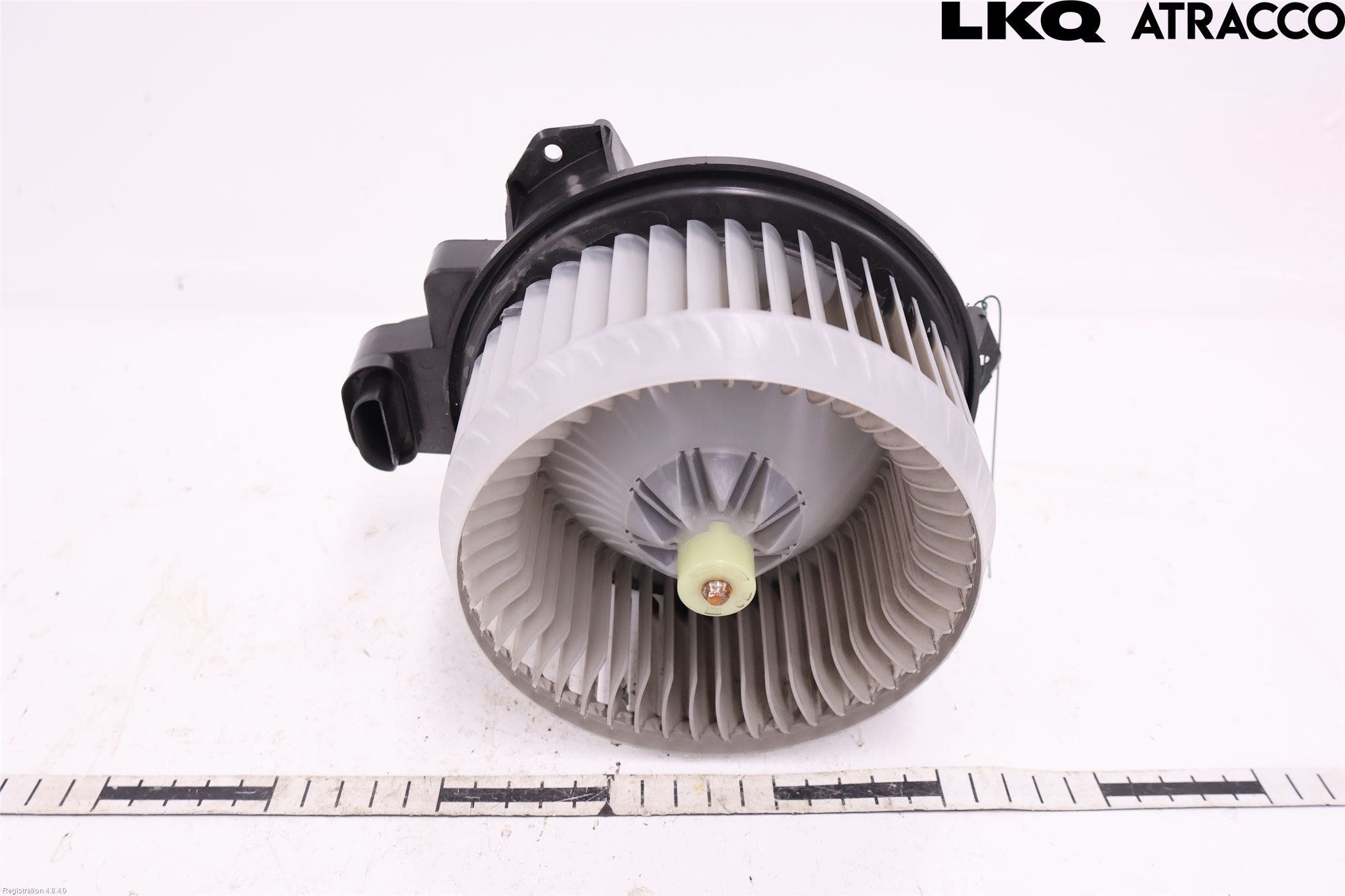 Toyota AURIS 13-19 Värmefläkt