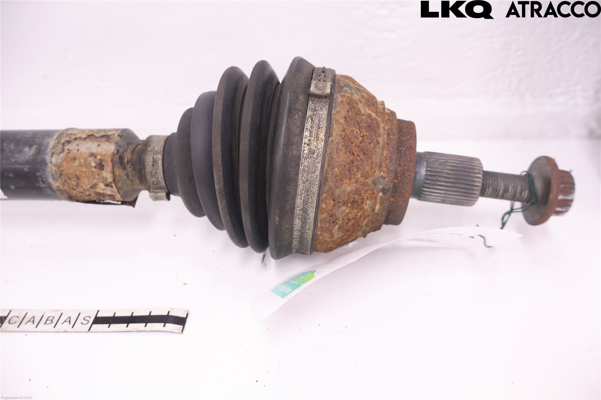 Volkswagen VW CADDY 16-20 Drivaxel Fram Höger