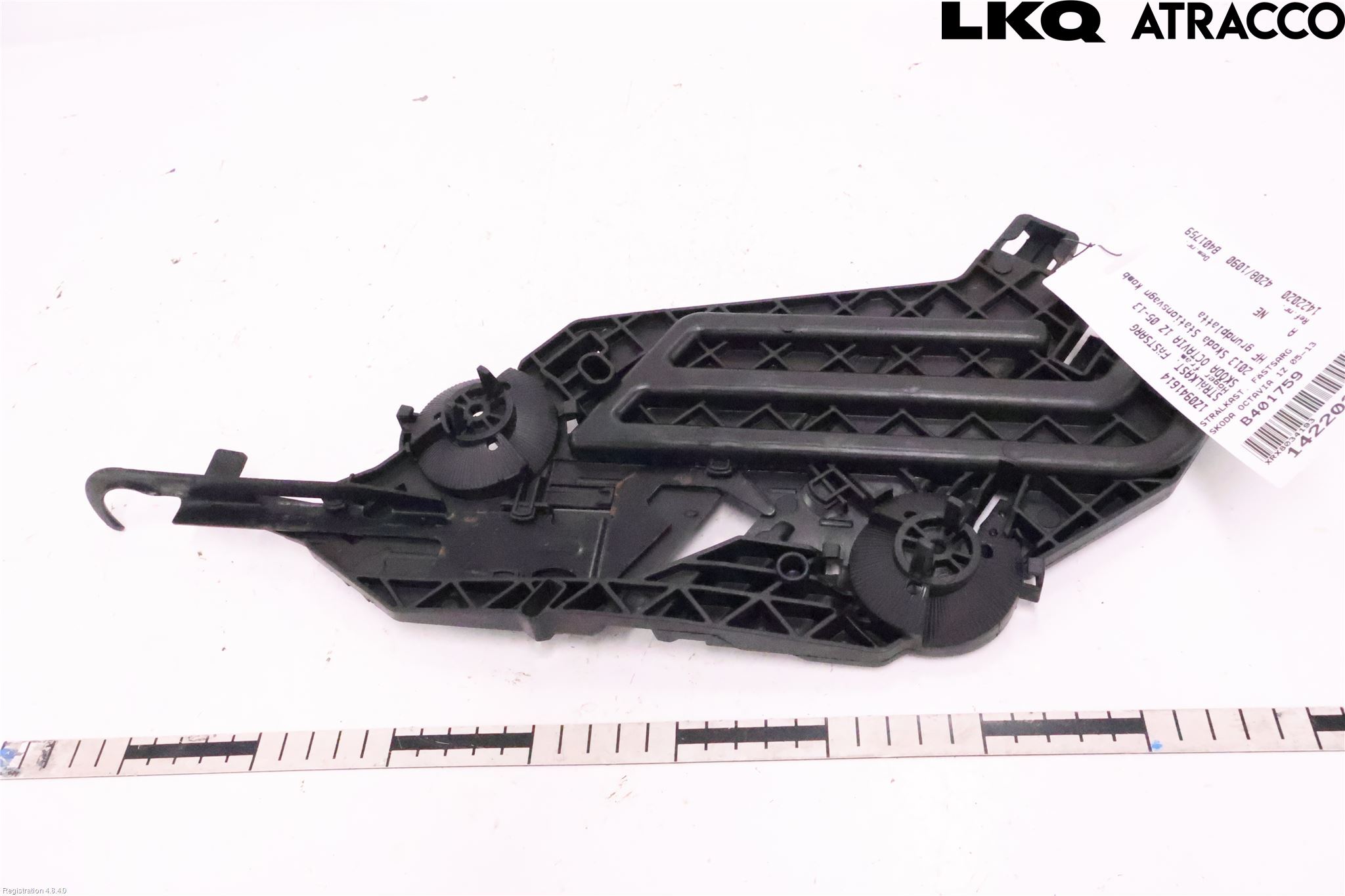 Skoda OCTAVIA (1Z) 05-13 Strålkast Fästsarg