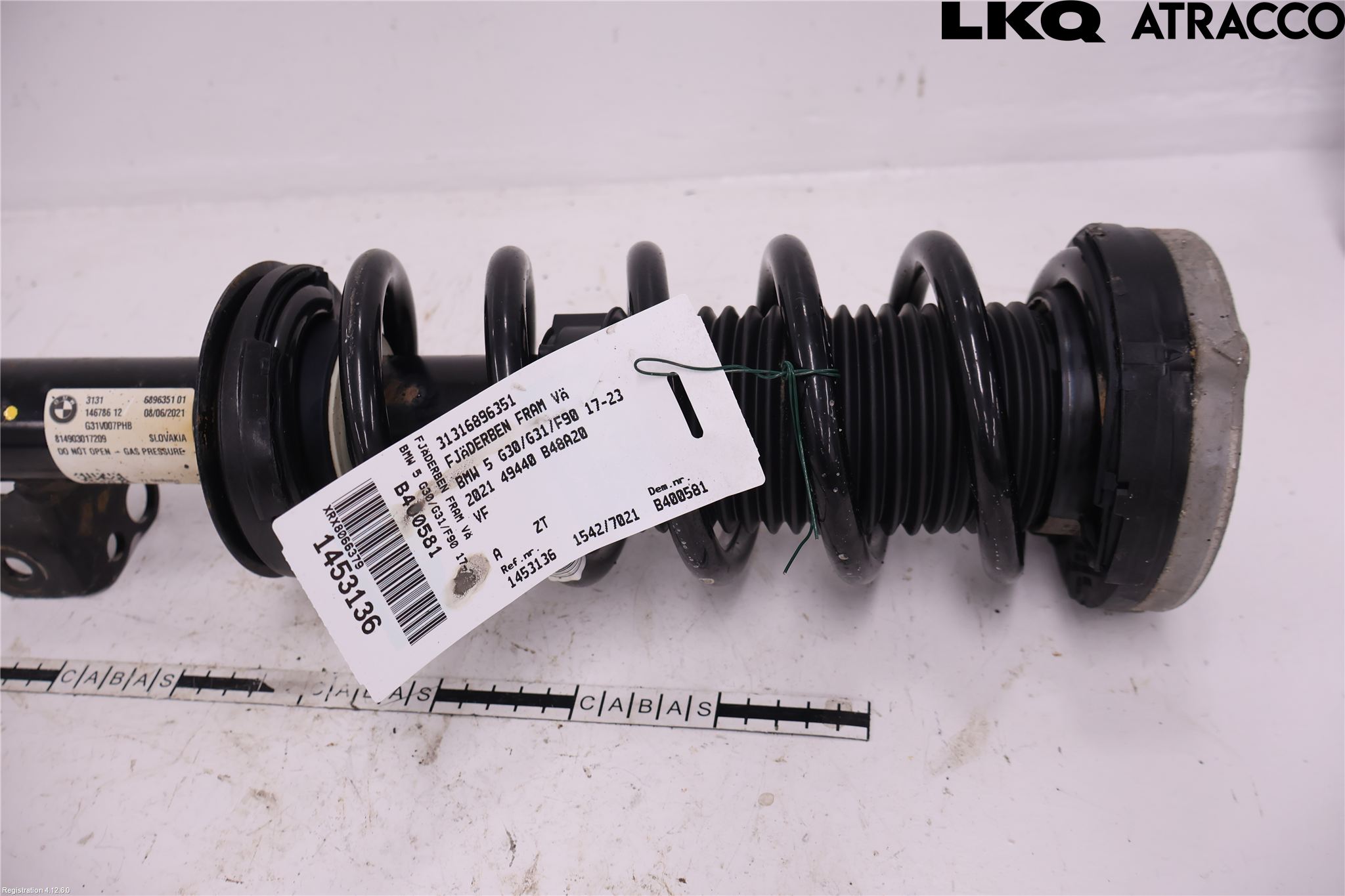 BMW 5 G30/G31/F90 17-23 Fjäderben Fram Vänster