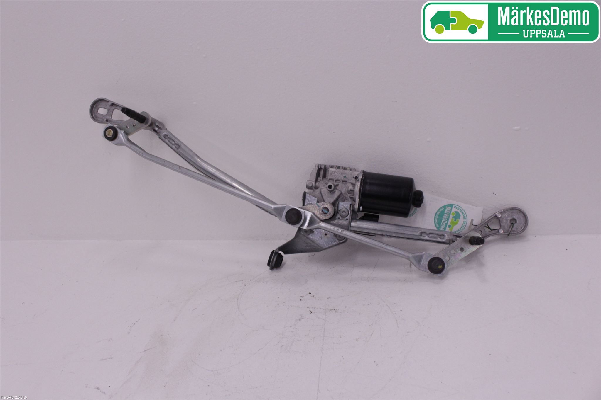 BMW 5 G30/G31/F90 17-23 Torkarmotor Vindruta