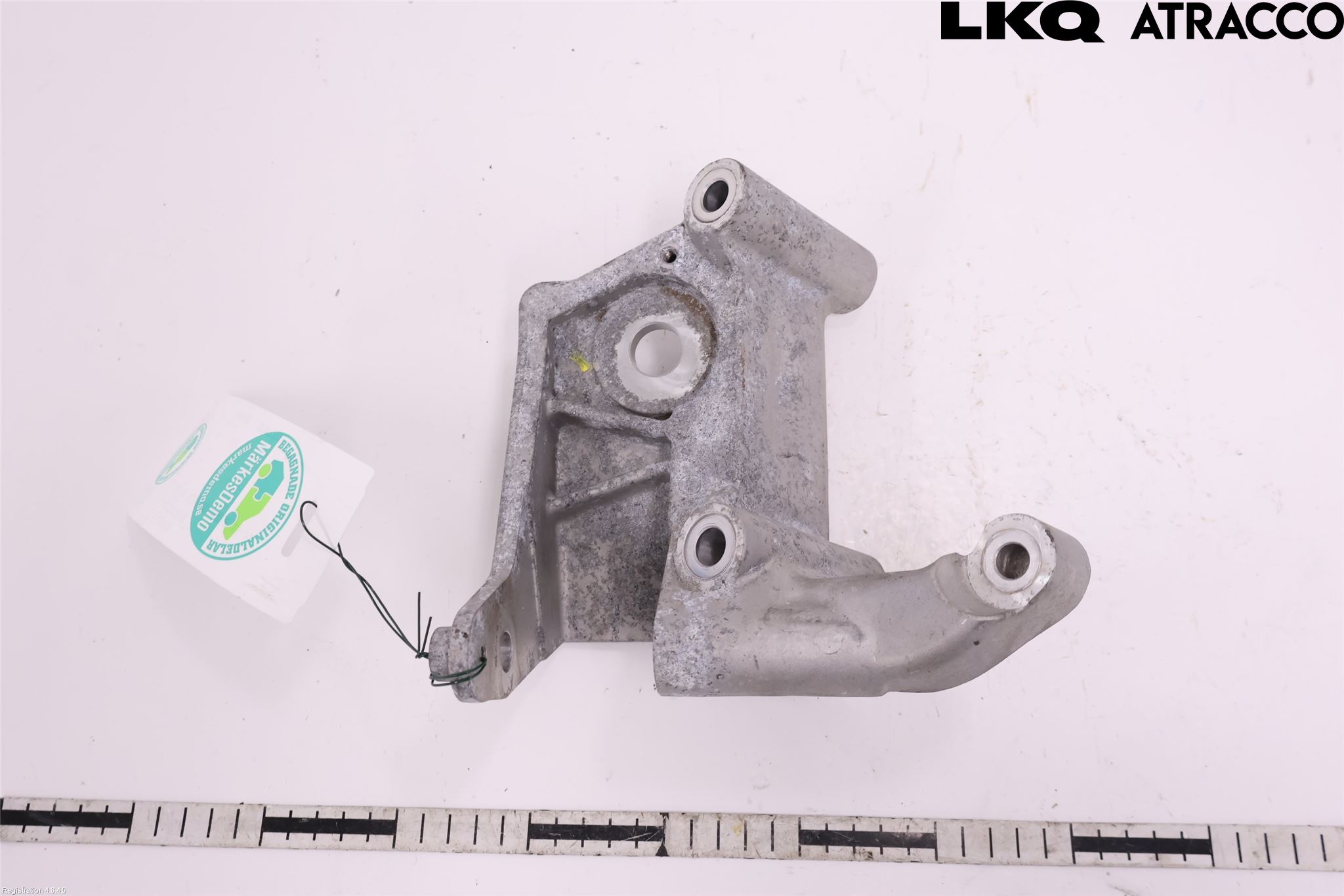 Volvo XC90/RECHARGE 16- Motorfäste