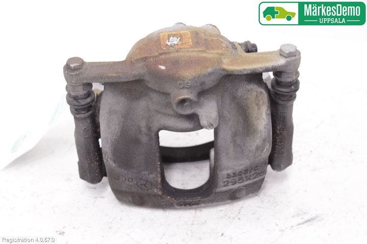 Mercedes-Benz MB CLA-KLASS (C117/X117) 13-19 Bromsok Fram Vänster