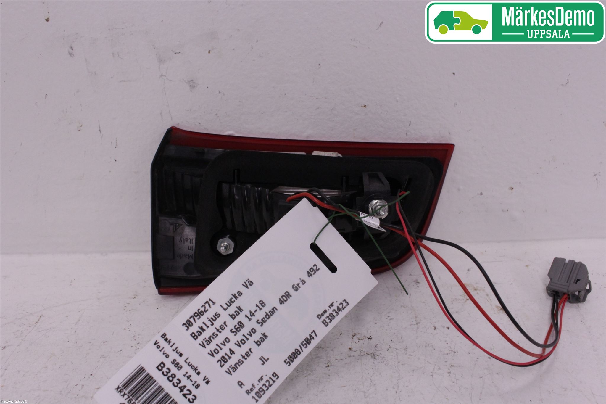 Volvo S60 14-18 Bakljus Lucka Vä