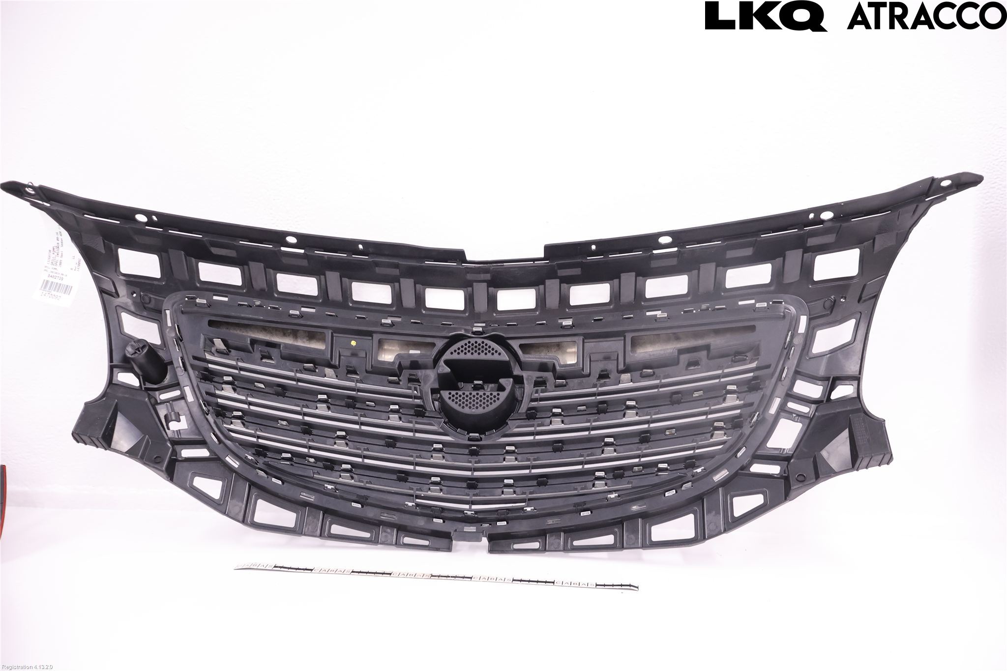 Opel INSIGNIA 09-16 Grill Komp