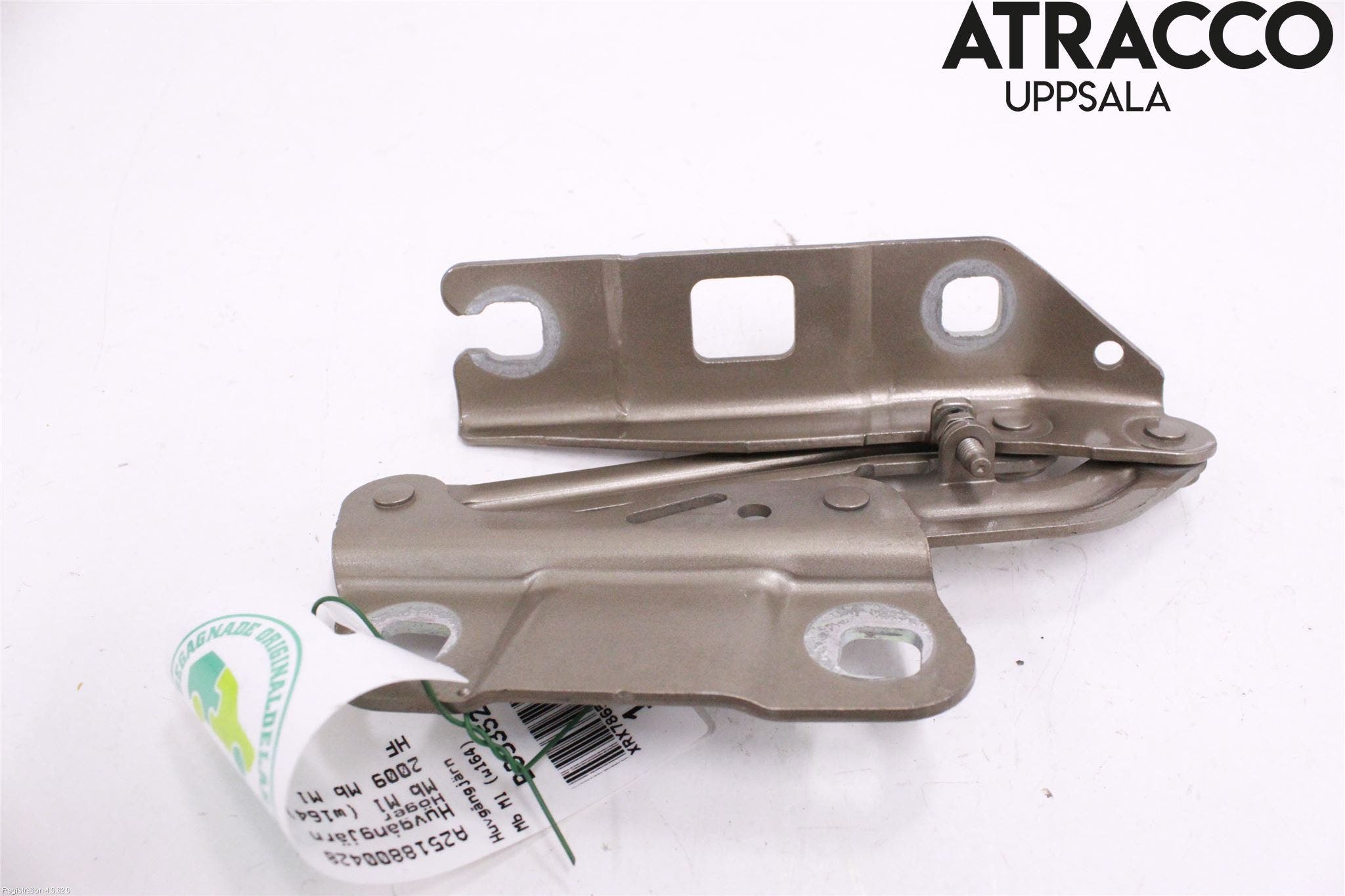 Mercedes-Benz MB ML (W164) 05-11 Huvgångjärn