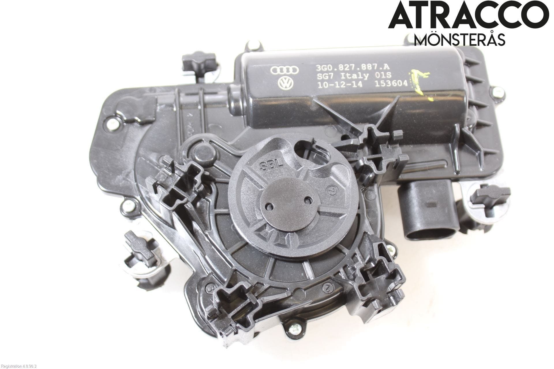 Volkswagen VW PASSAT 15-19 Bakluckeöppnare Automatisk