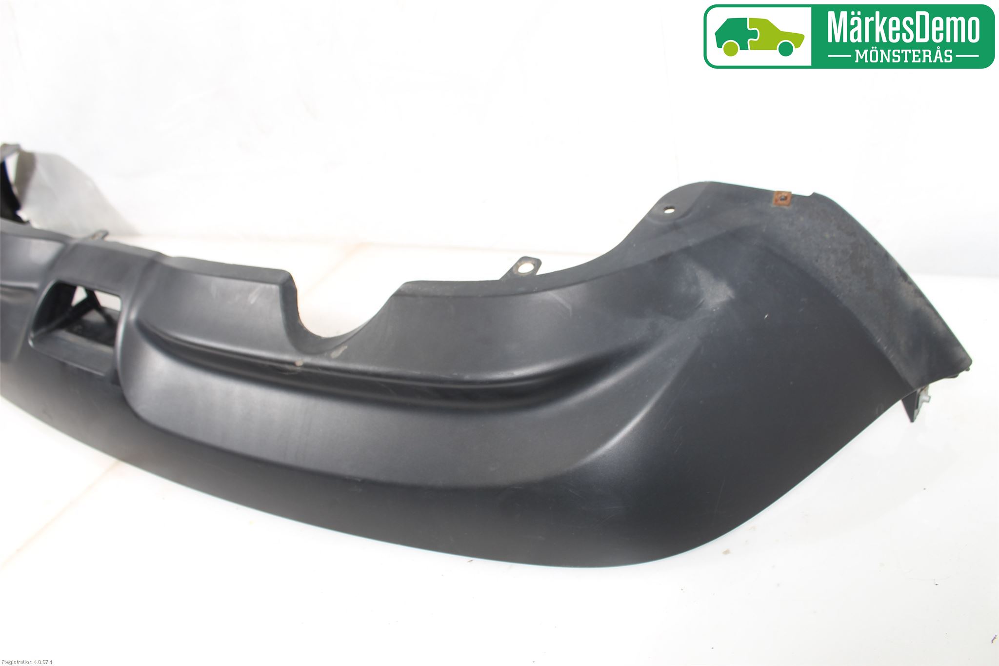 Nissan JUKE 10-14 Spoiler Bak