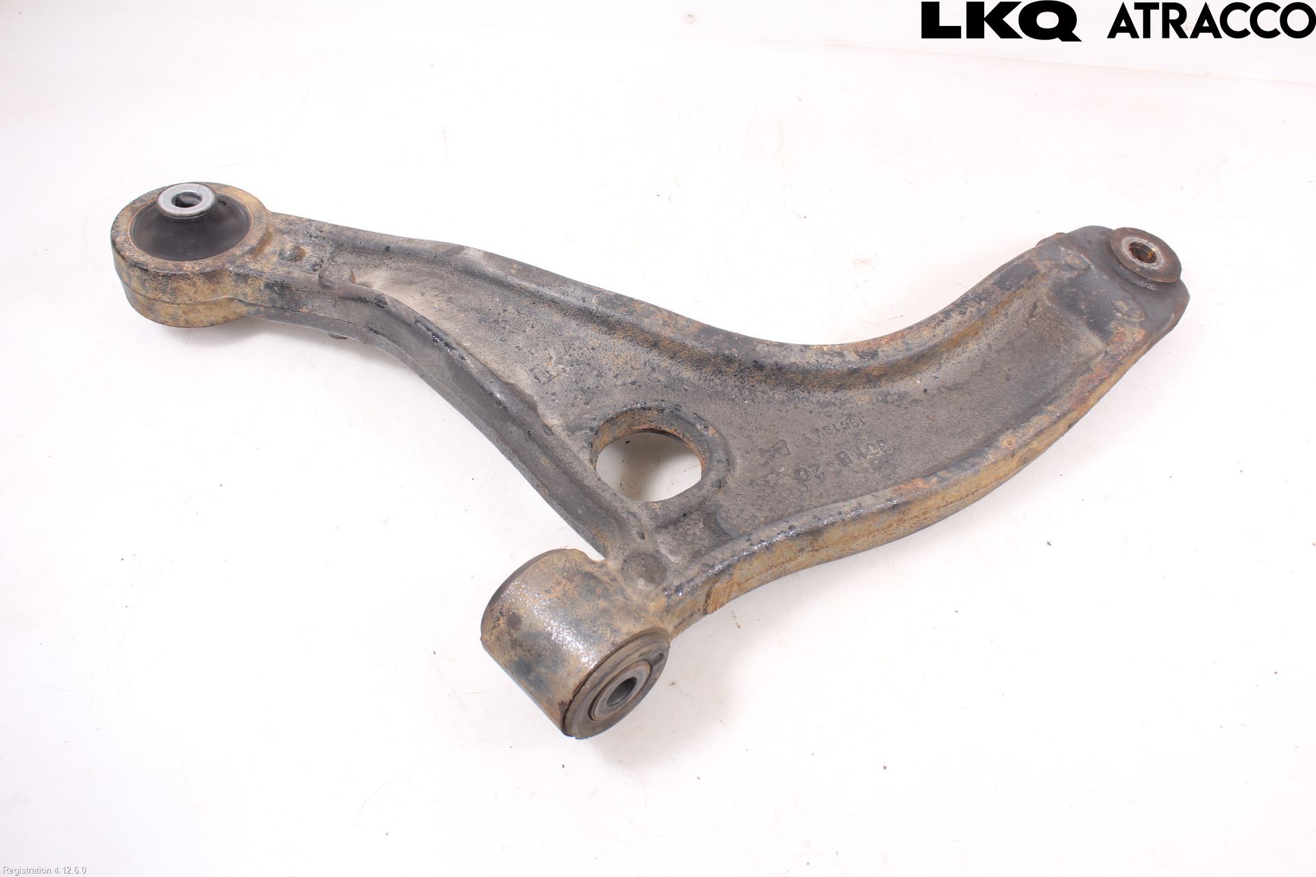 Nissan NV400 12-24 Bärarm Fram Undre Hö