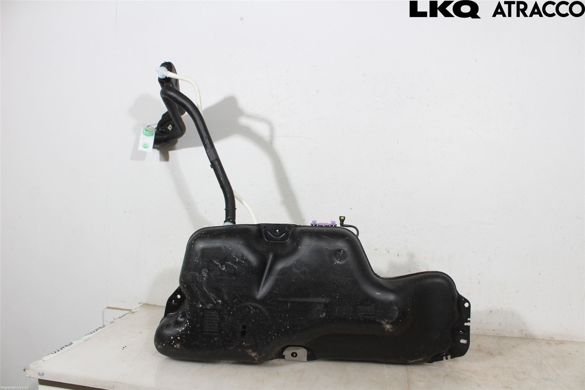 Peugeot 208/E-208 20- Bränsletank