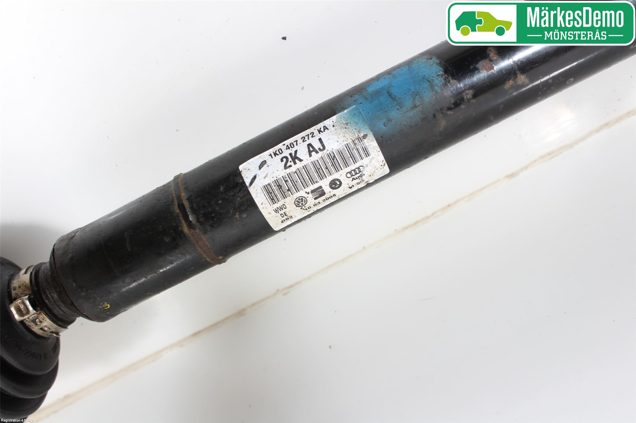 Volkswagen VW TOURAN 03-10 Drivaxel Fram Höger