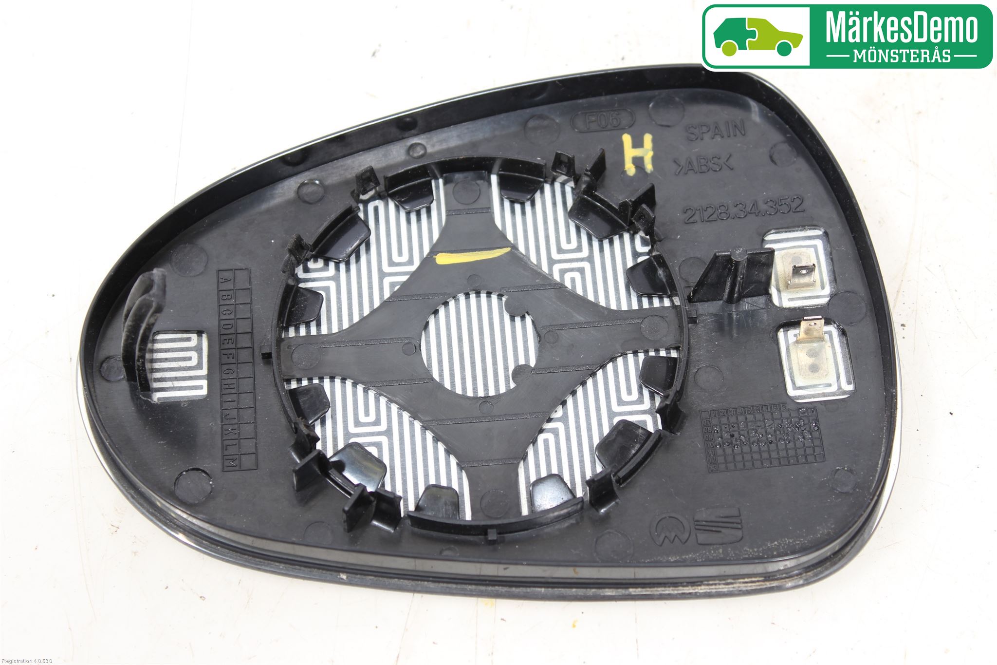 Seat LEON 06-12 Spegelglas Hö