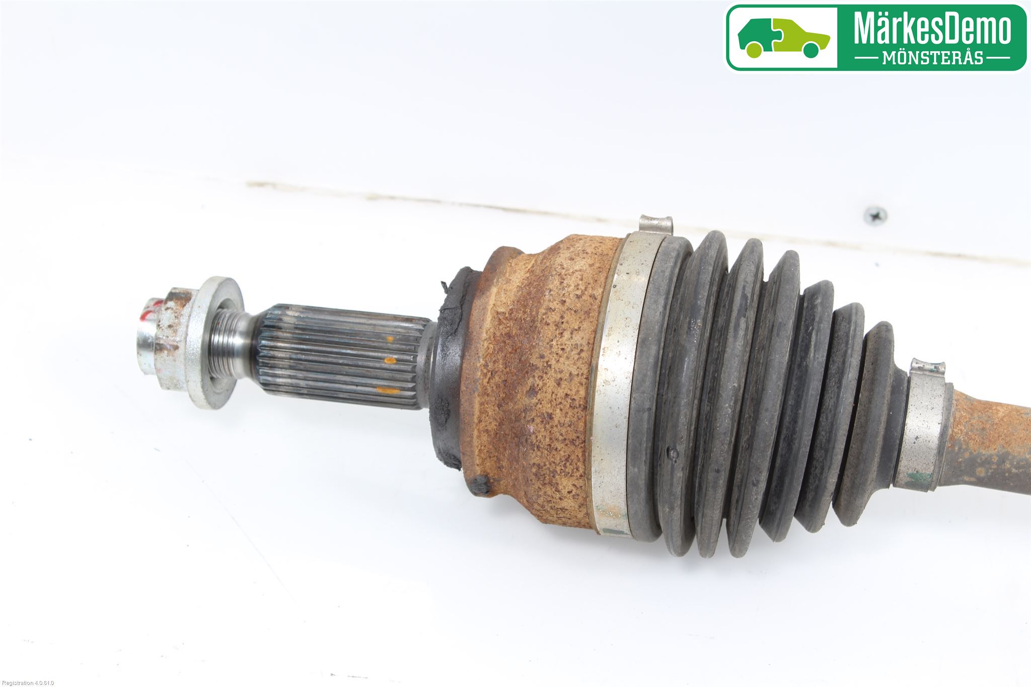 Mitsubishi OUTLANDER 13-21 Drivaxel Fram Vänster