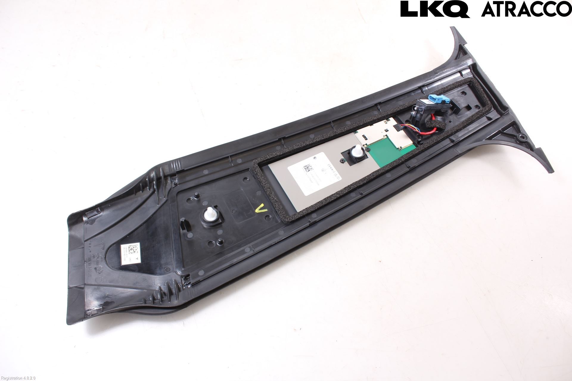 Tesla MODEL Y 21- Dörruteram