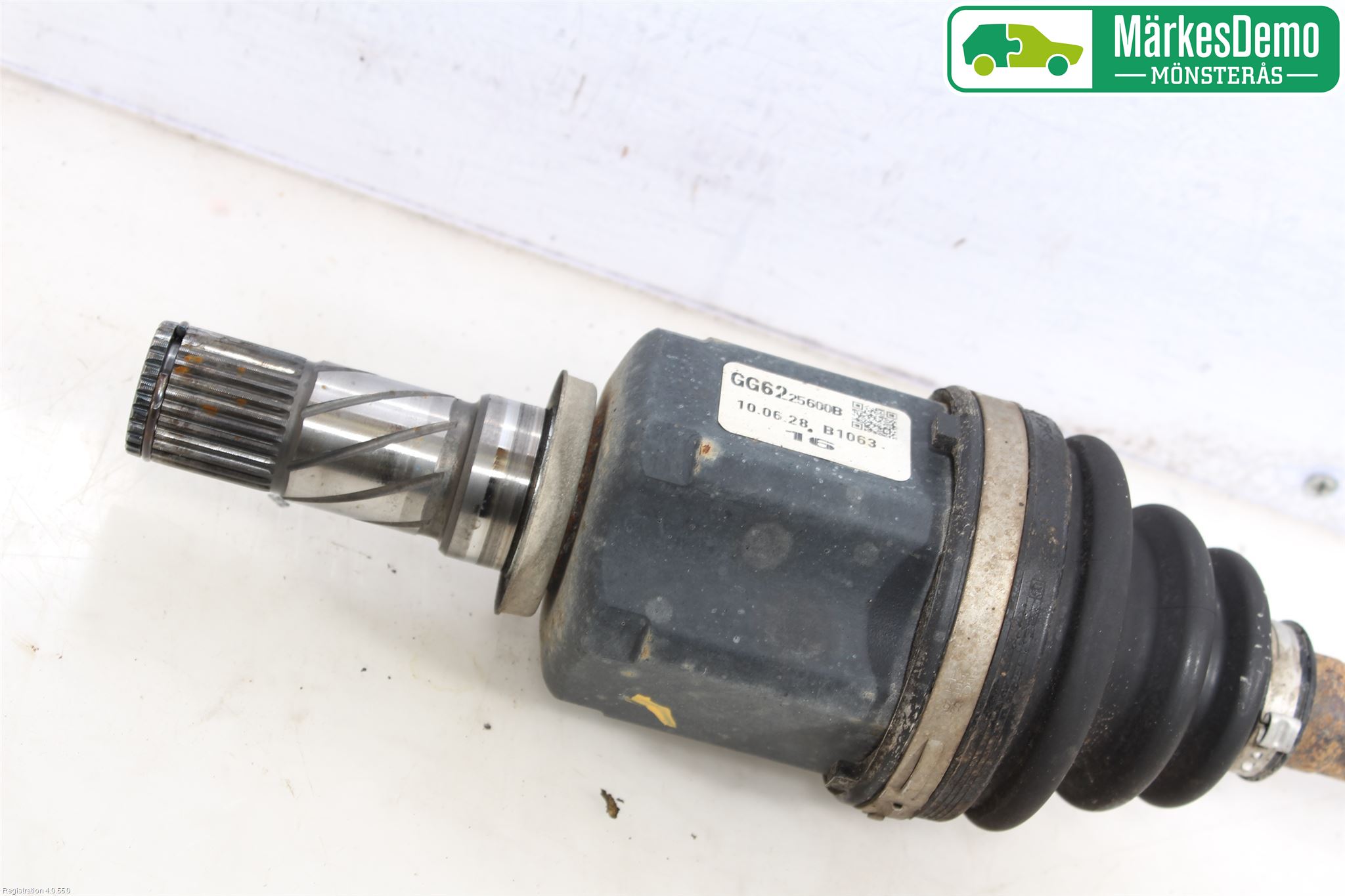 Mazda 3 II 09-13 Drivaxel Fram Vänster