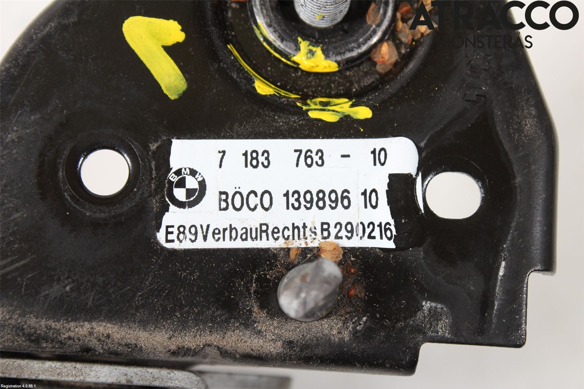BMW 5 F10/F11/F18 09-17 Huv Spärr
