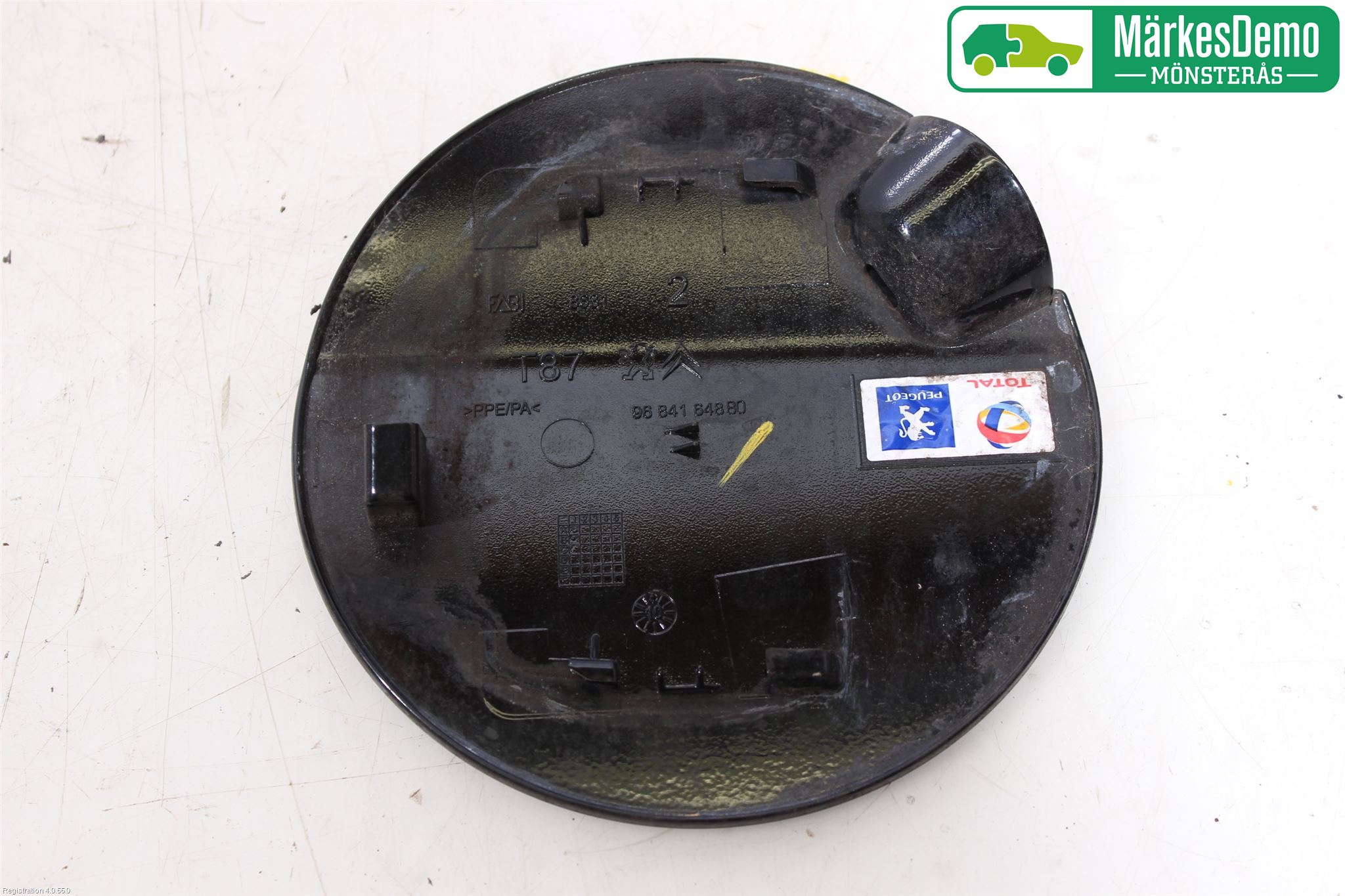 Peugeot 5008 10-16 Tanklucka