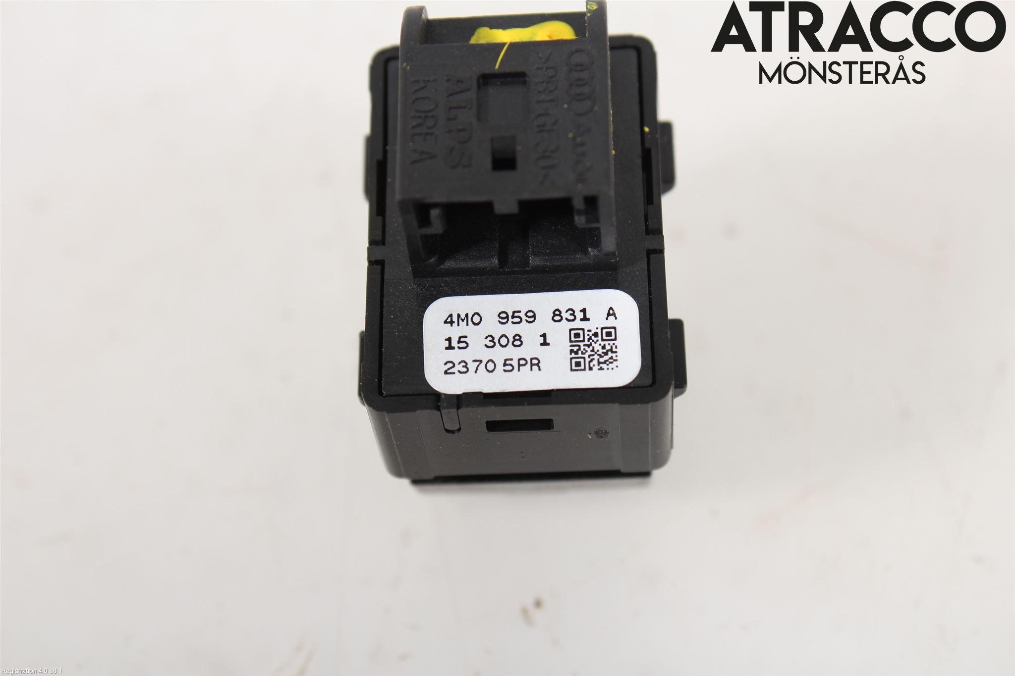 Audi A4/S4 B9 16-19 Strömställare Baklucka