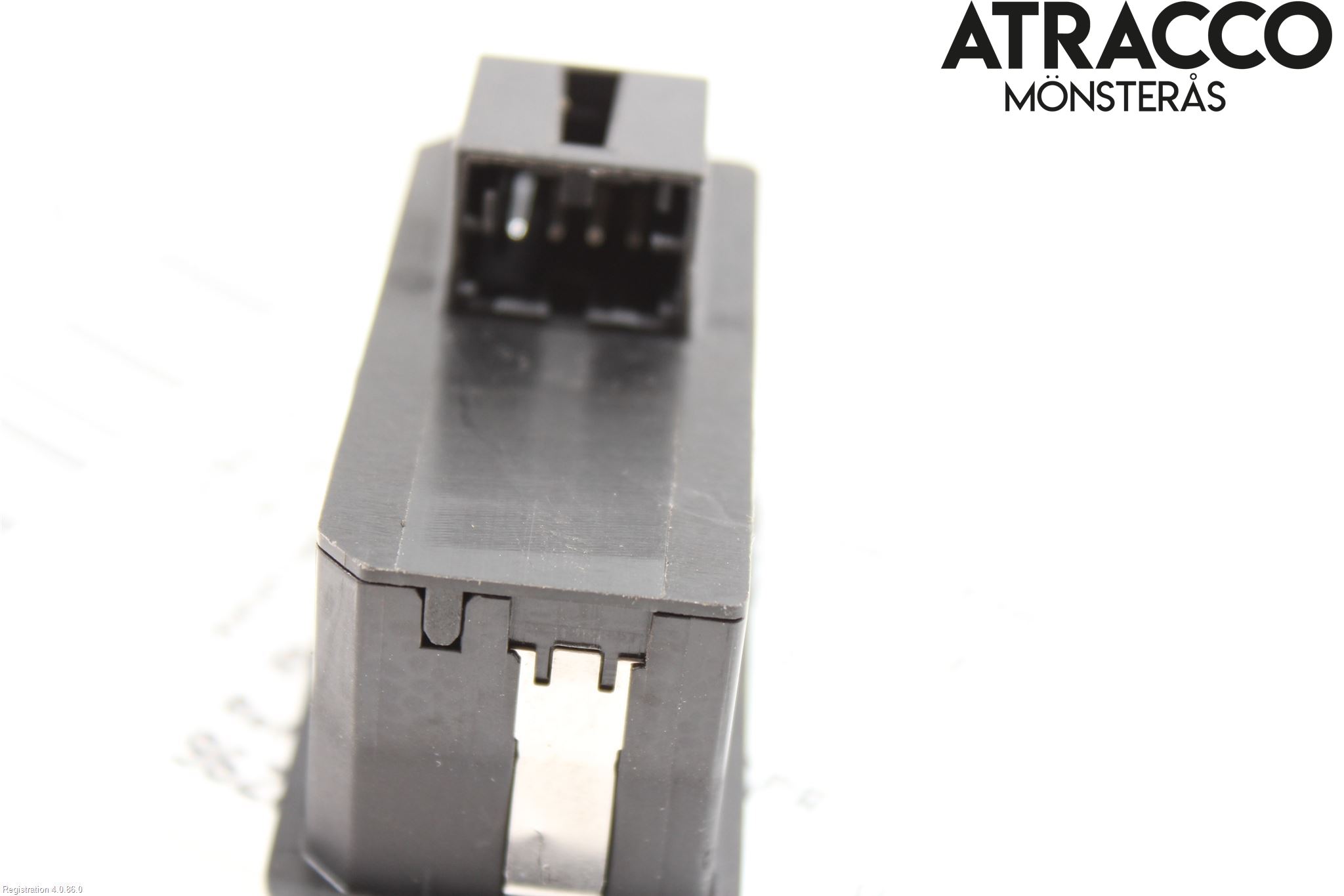 Audi Q3 8U 12-18 Strömställare Baklucka