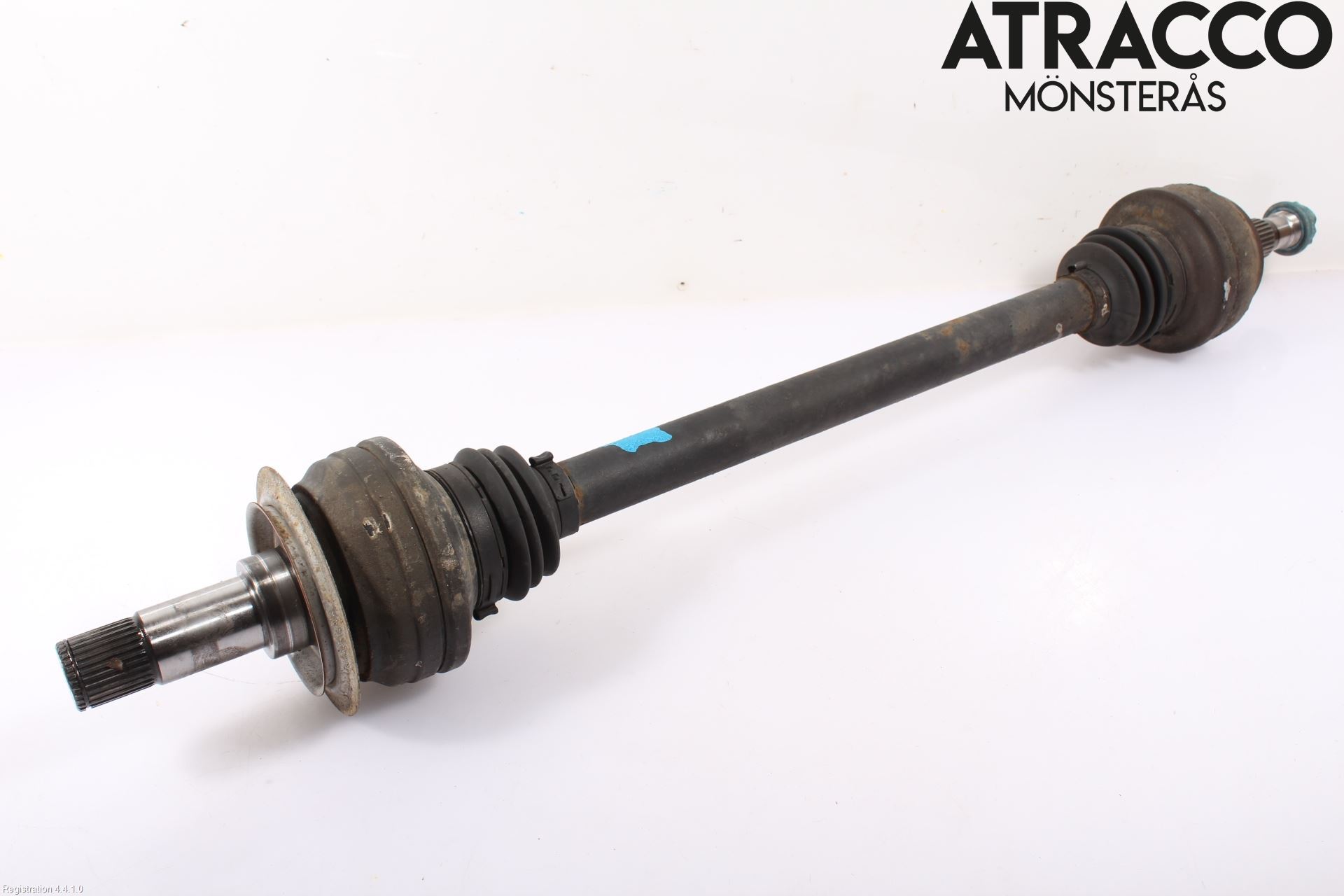 Mercedes-Benz MB E-KLASS (W213) 16-23 Drivaxel Bak Höger
