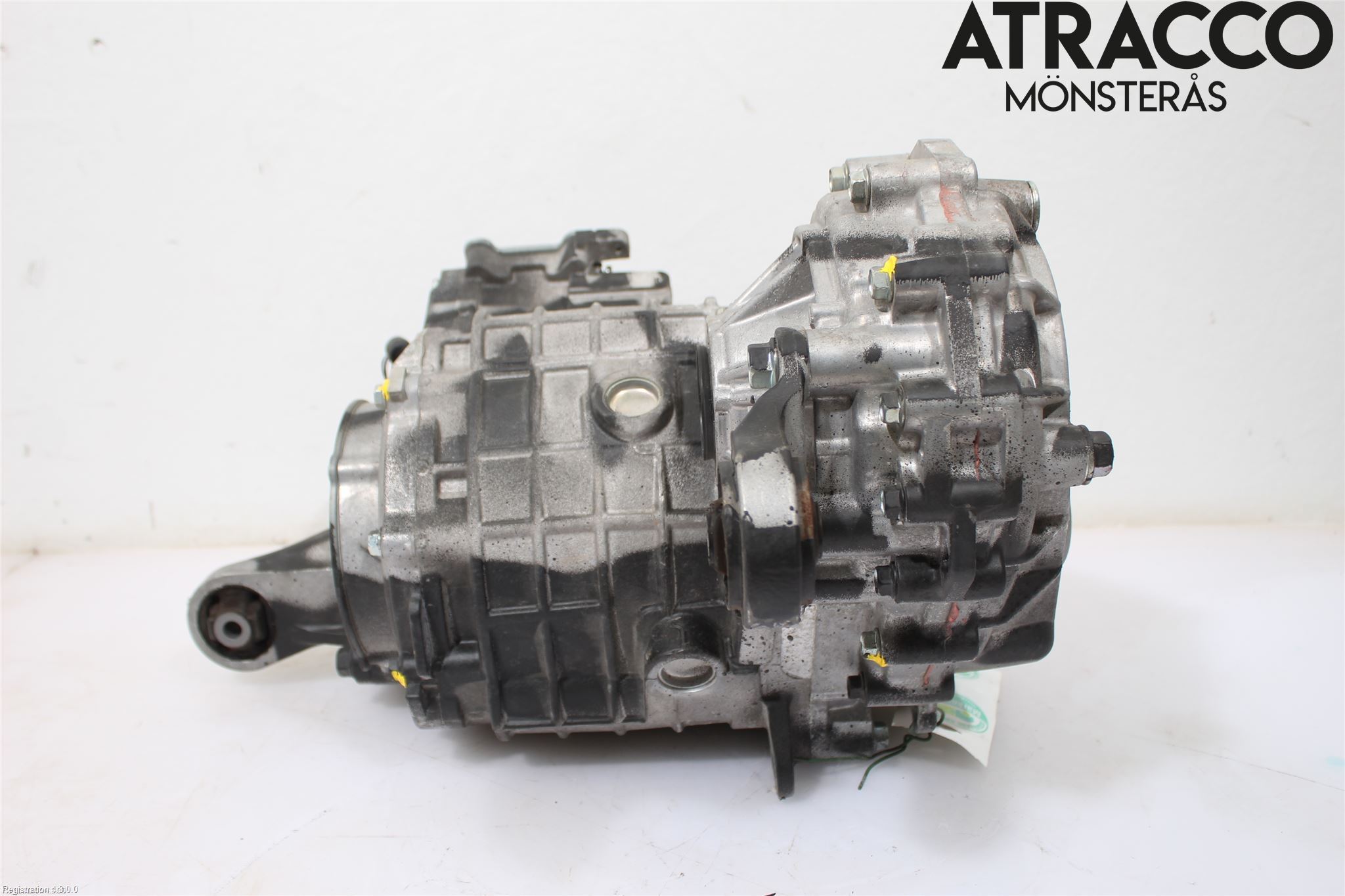 Mitsubishi ECLIPS CROSS Motor Elektrisk Bak