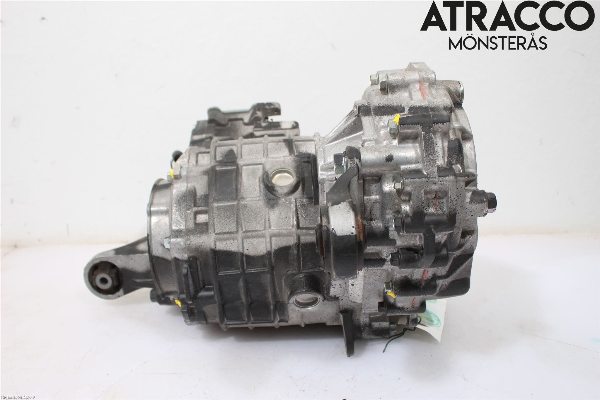 Mitsubishi ECLIPS CROSS Motor Elektrisk Bak