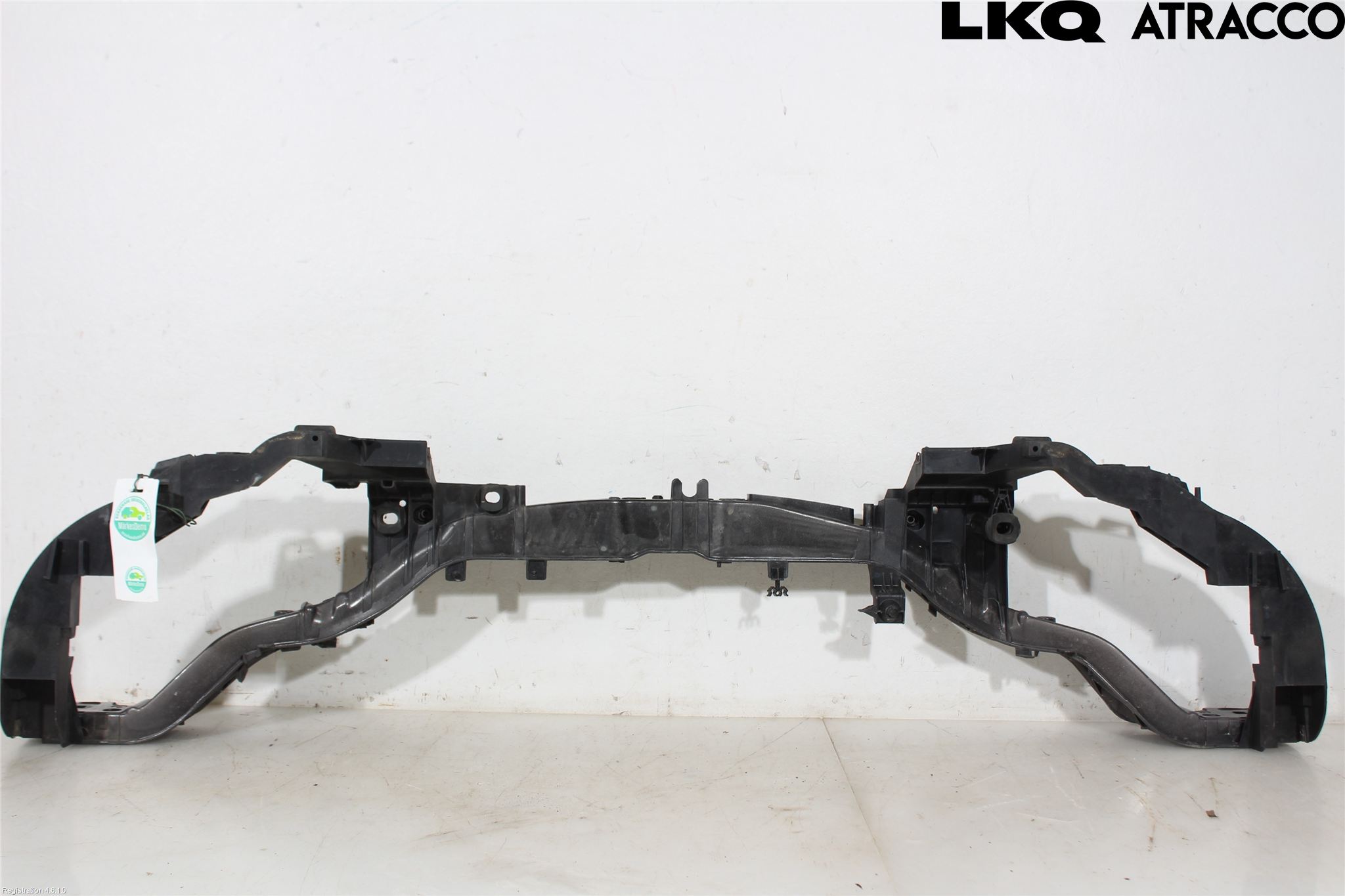 Ford FOCUS 11-14 Front Huvlåsplåt-Balk