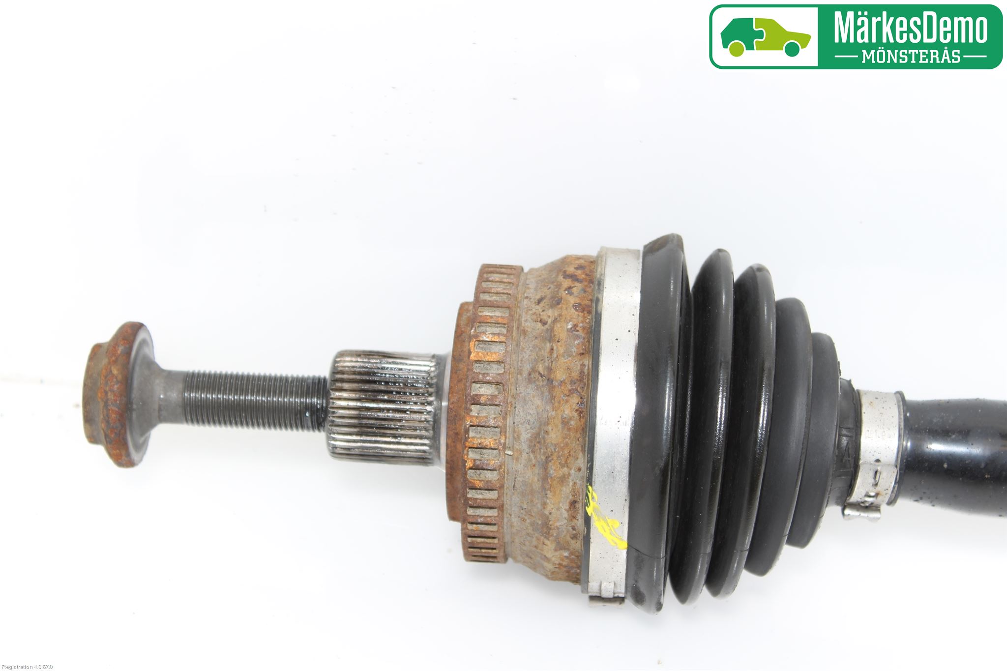 Audi A4/S4 05-07 Drivaxel Fram Höger