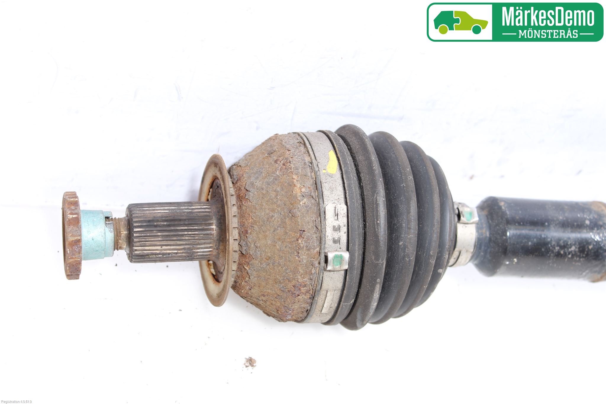 Skoda ROOMSTER Drivaxel Fram Höger