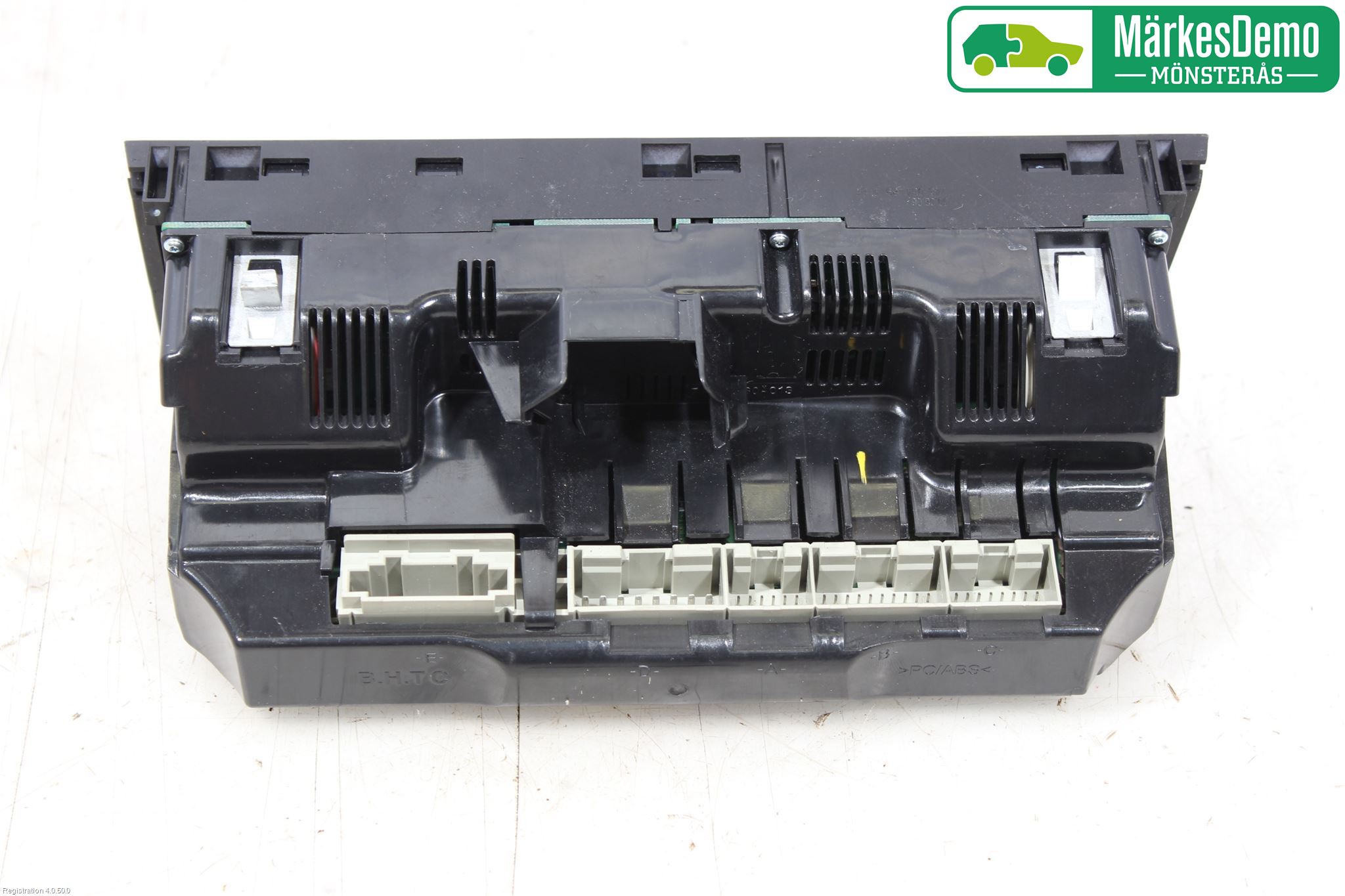 Audi A6/S6     05-11 Ac Styrenhet Ac Manöveren