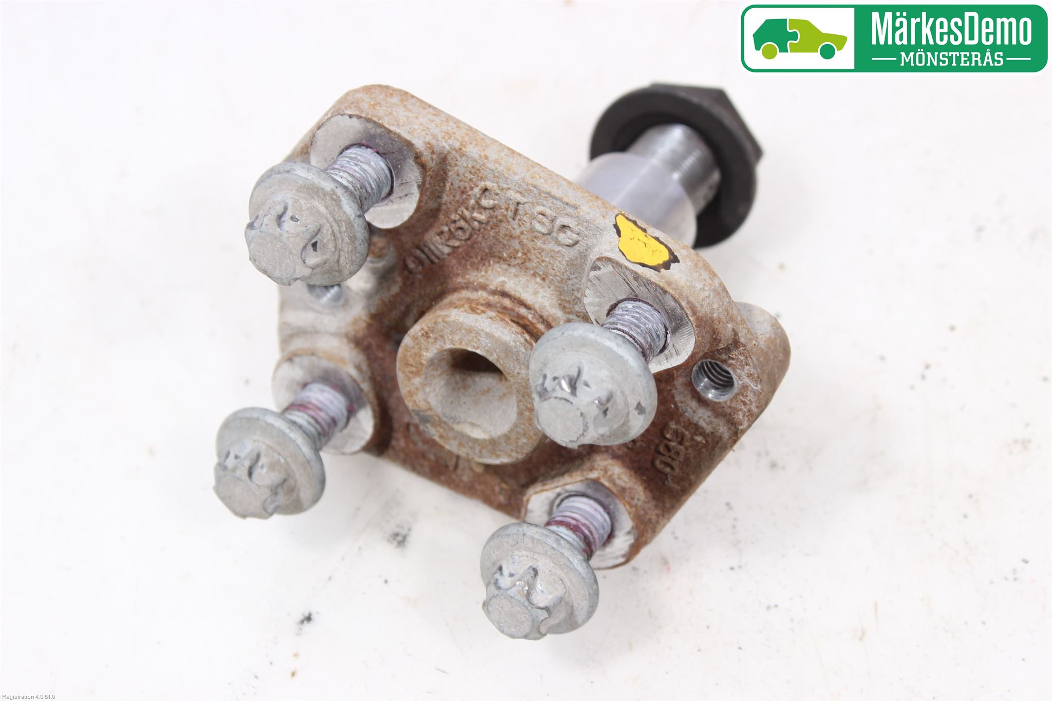 Opel CORSA E 15-19 Axeltapp Fram-Bak